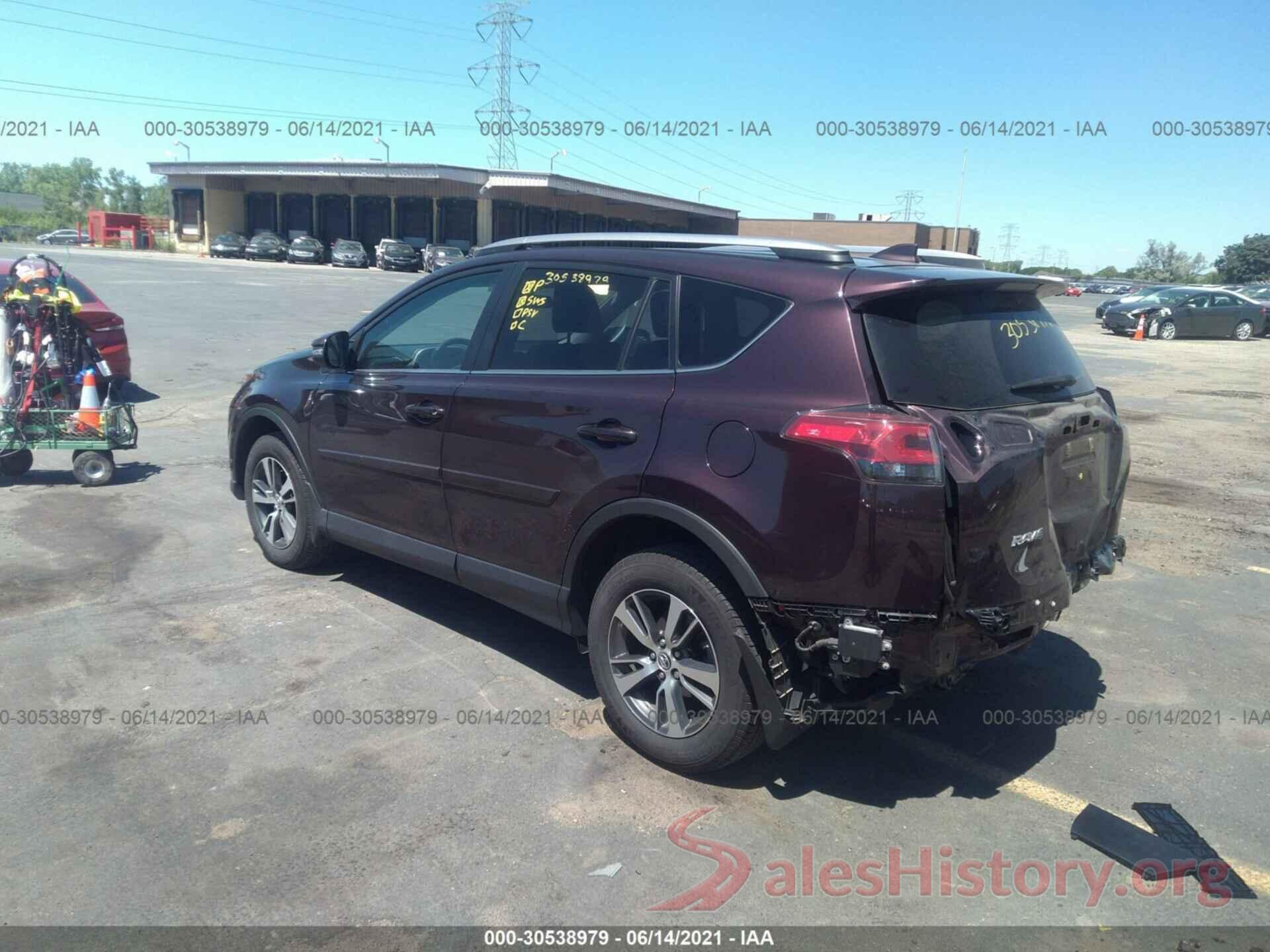 2T3RFREV3JW753047 2018 TOYOTA RAV4