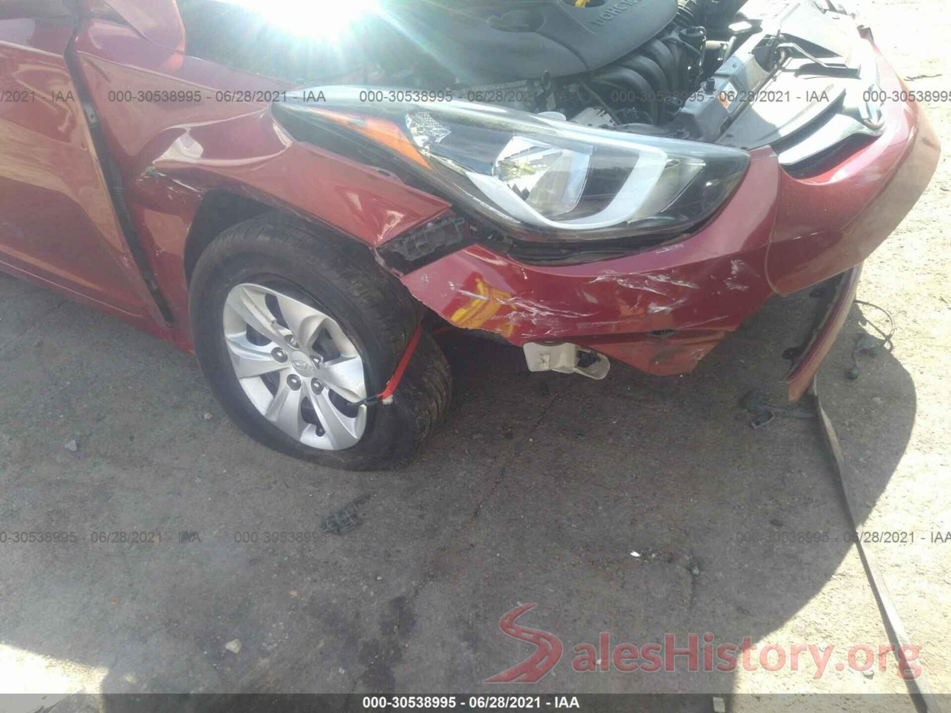 5NPDH4AE2GH677916 2016 HYUNDAI ELANTRA