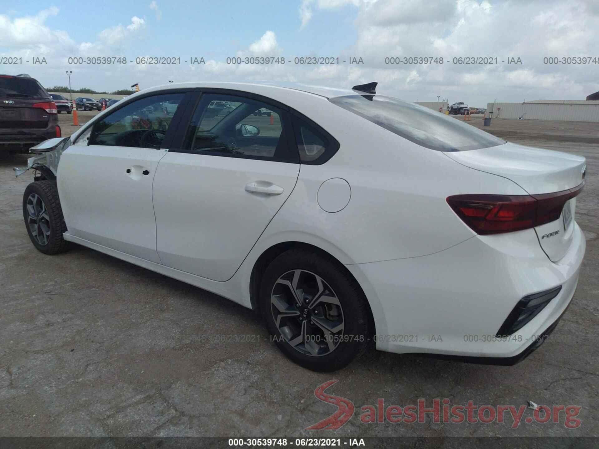 3KPF24AD3ME269569 2021 KIA FORTE