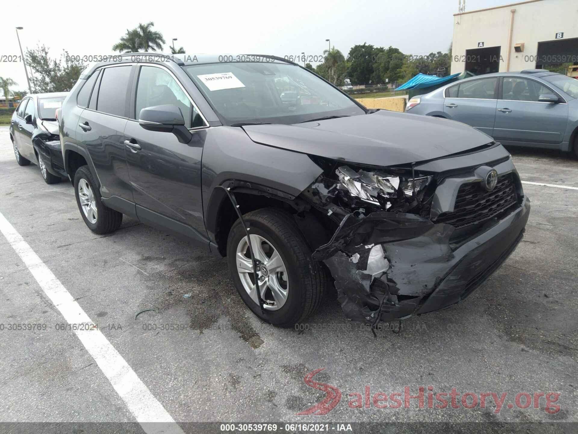 2T3W1RFV7MC102560 2021 TOYOTA RAV4