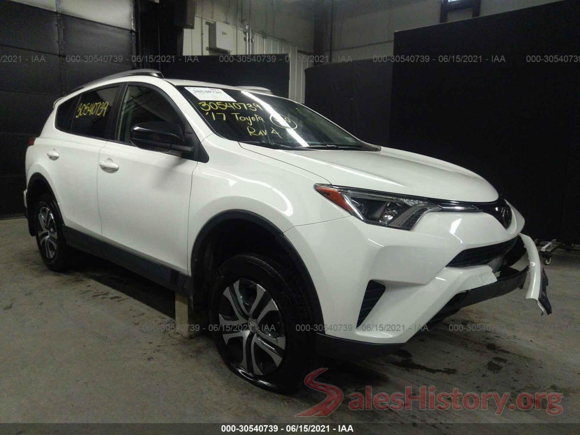 JTMBFREV1HJ701006 2017 TOYOTA RAV4