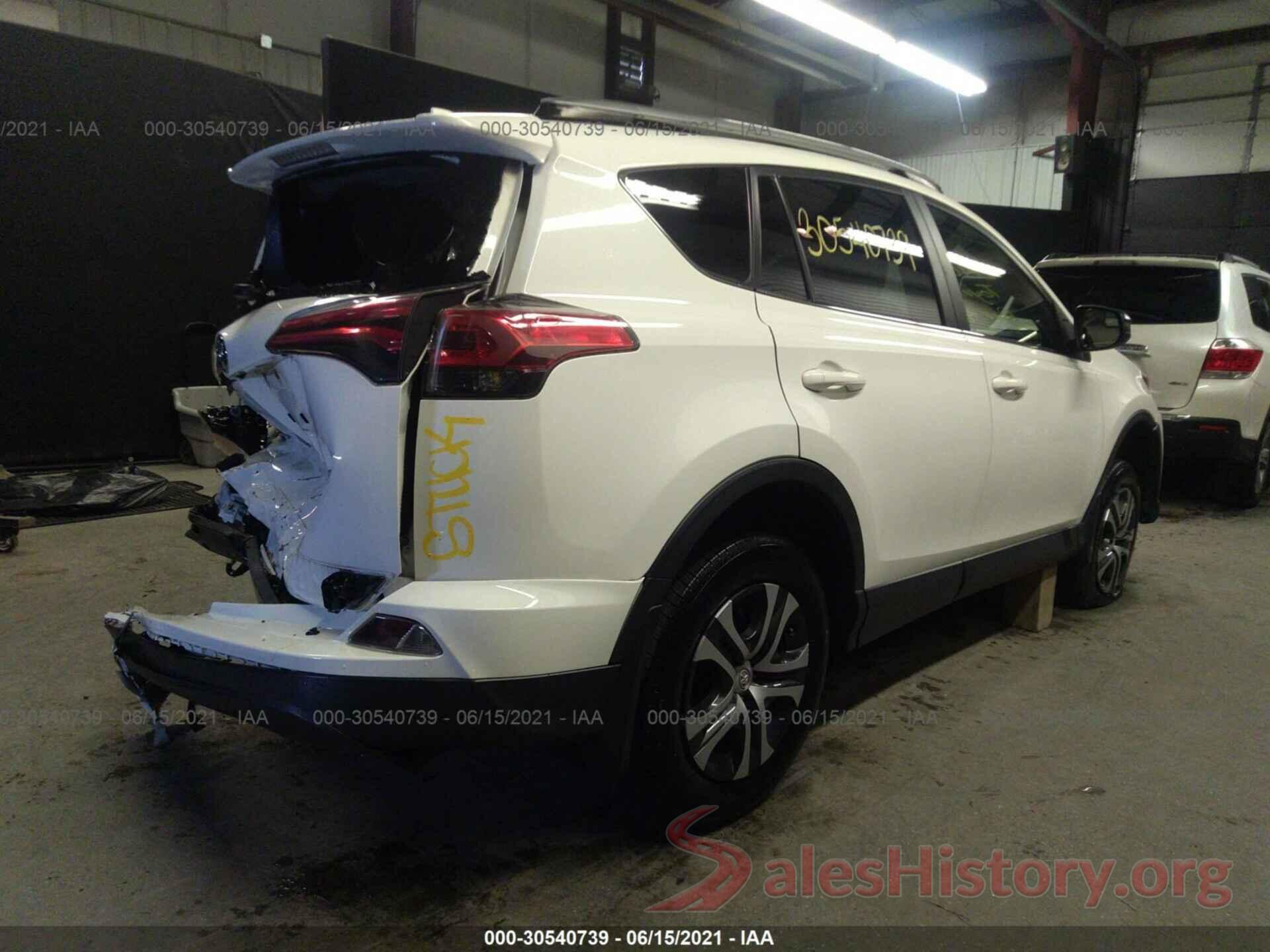 JTMBFREV1HJ701006 2017 TOYOTA RAV4