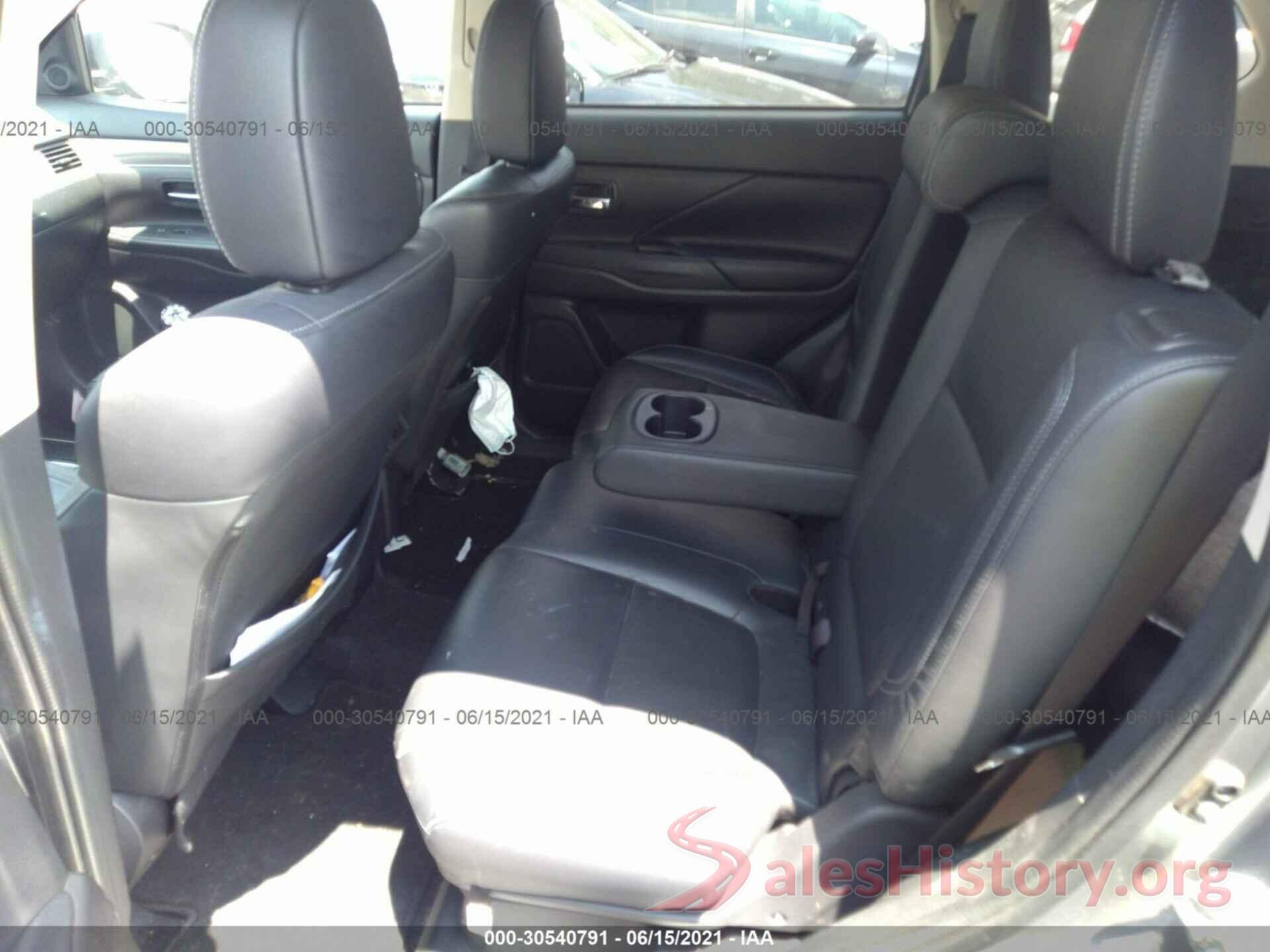 JA4AD3A3XKZ007310 2019 MITSUBISHI OUTLANDER