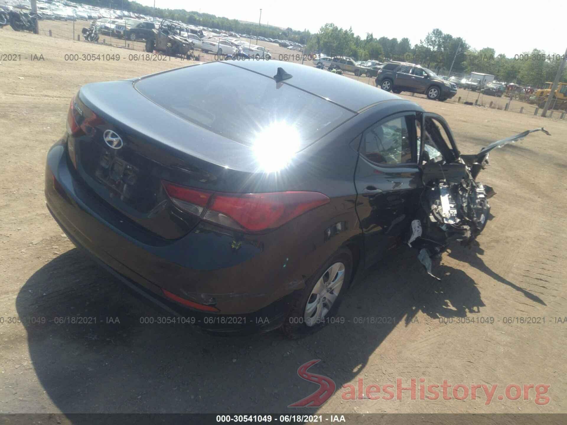 5NPDH4AE2GH695185 2016 HYUNDAI ELANTRA