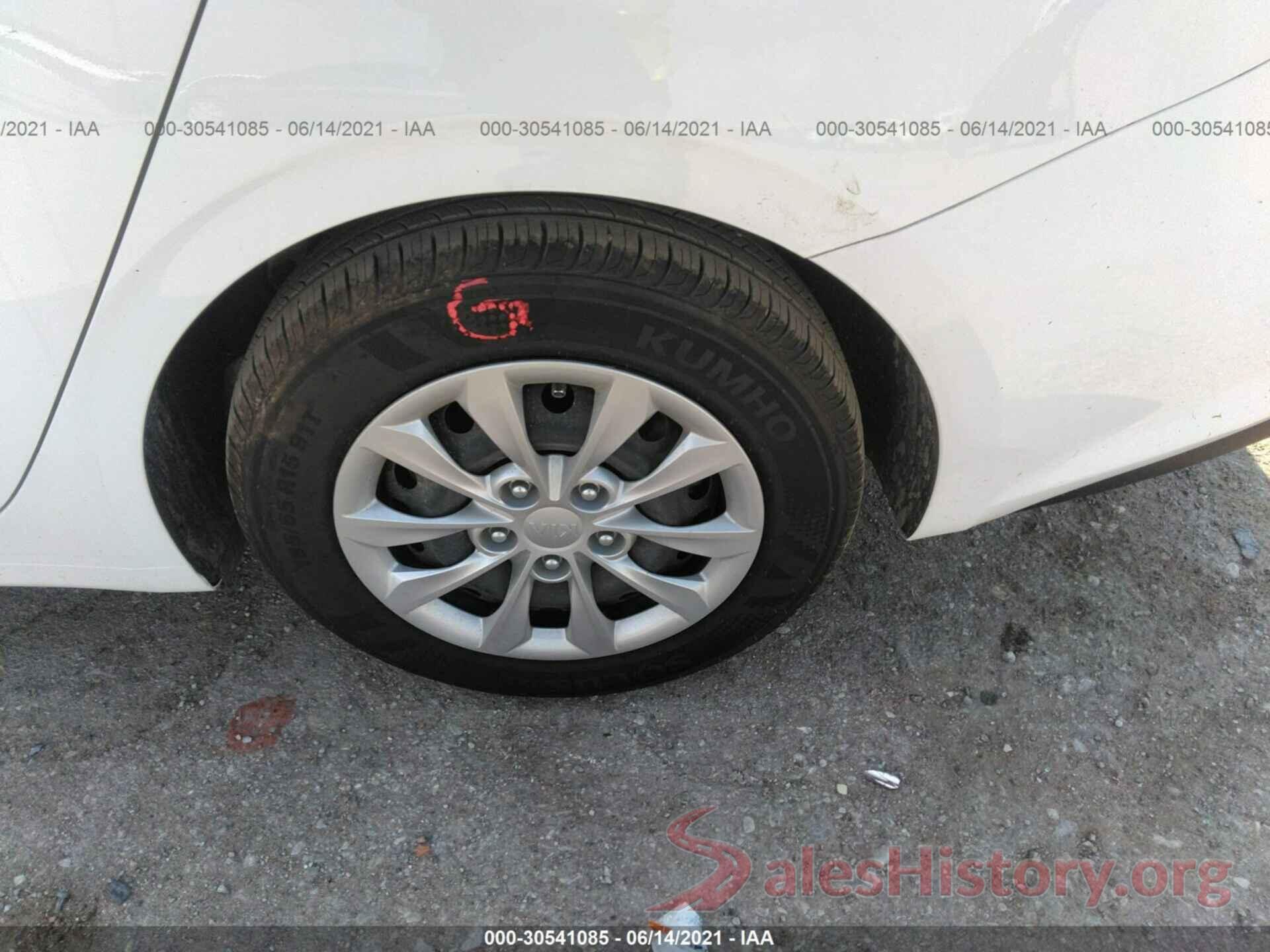 3KPF24AD2ME274794 2021 KIA FORTE