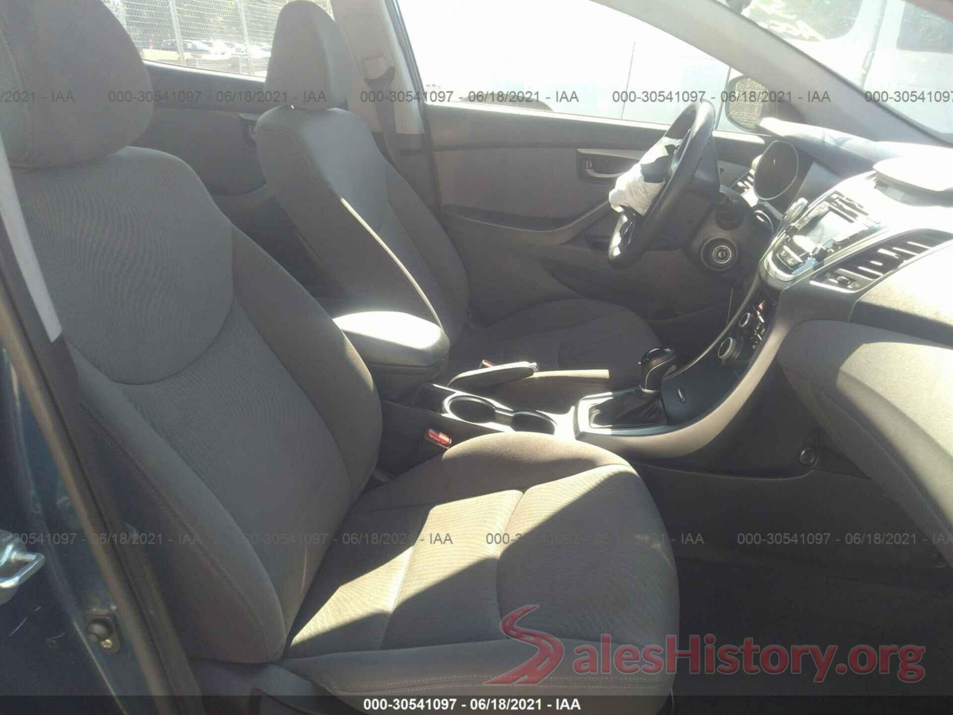 KMHDH4AE8GU606950 2016 HYUNDAI ELANTRA