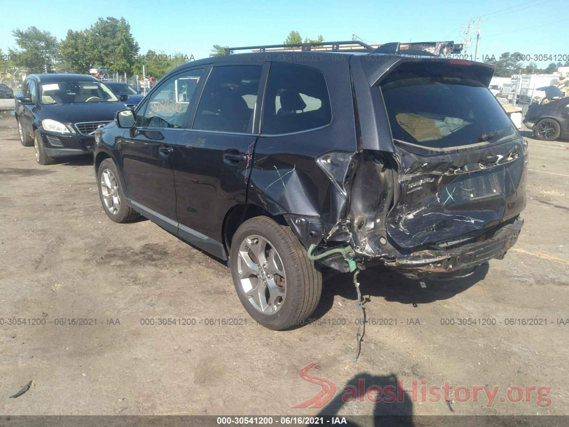 JF2SJAWC1HH436738 2017 SUBARU FORESTER