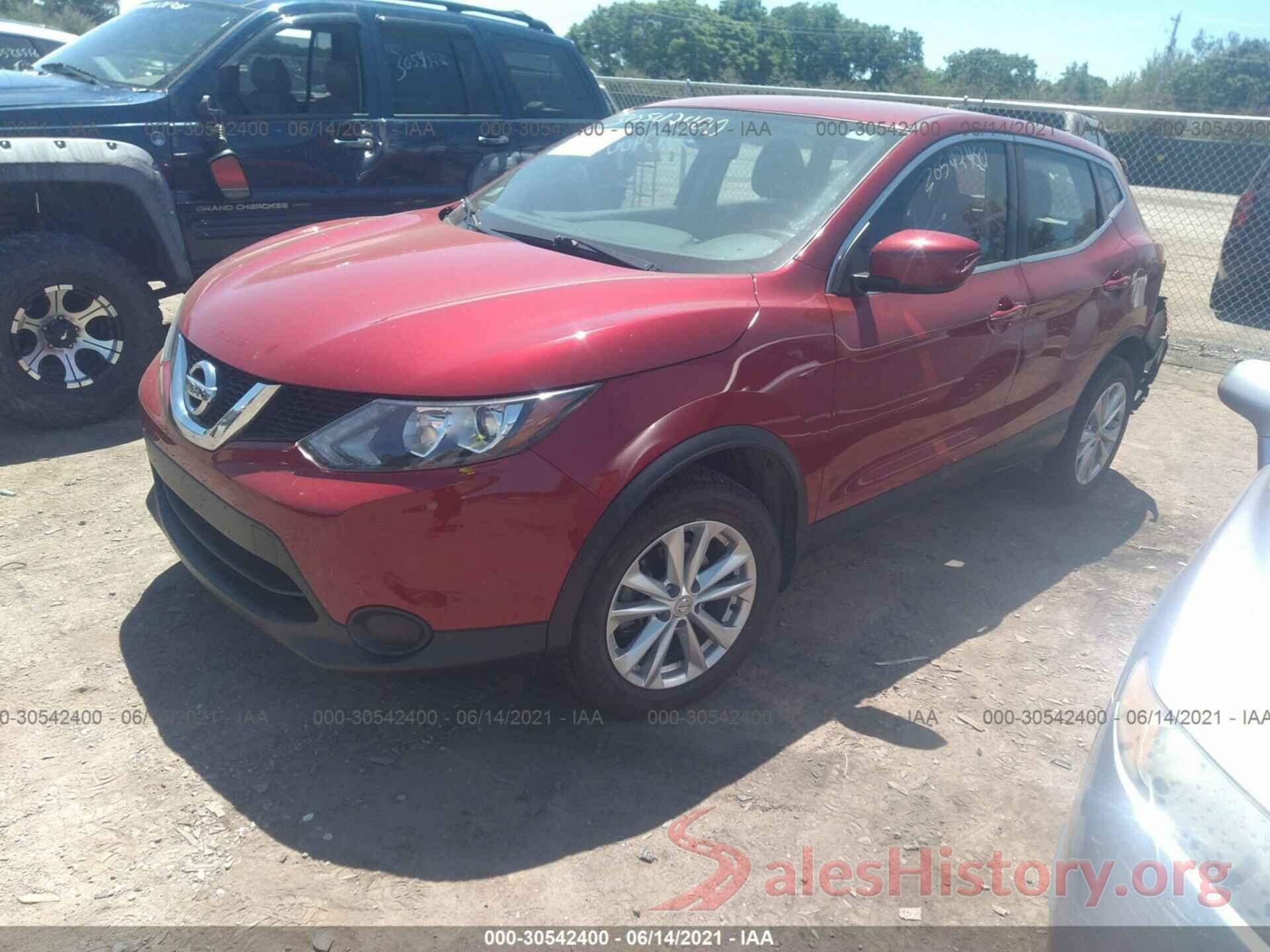 JN1BJ1CR8HW123563 2017 NISSAN ROGUE SPORT