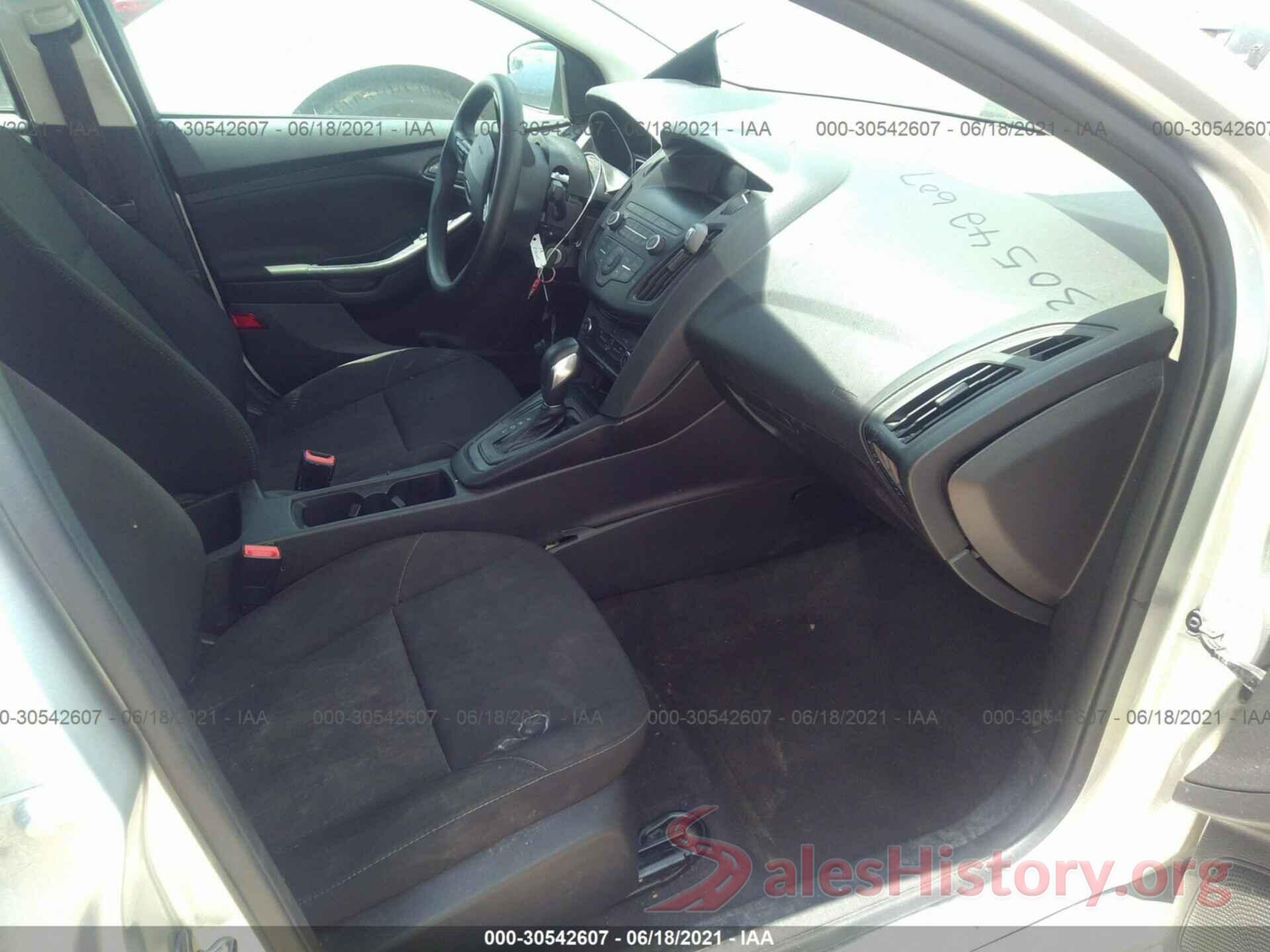 1FADP3E23JL275277 2018 FORD FOCUS