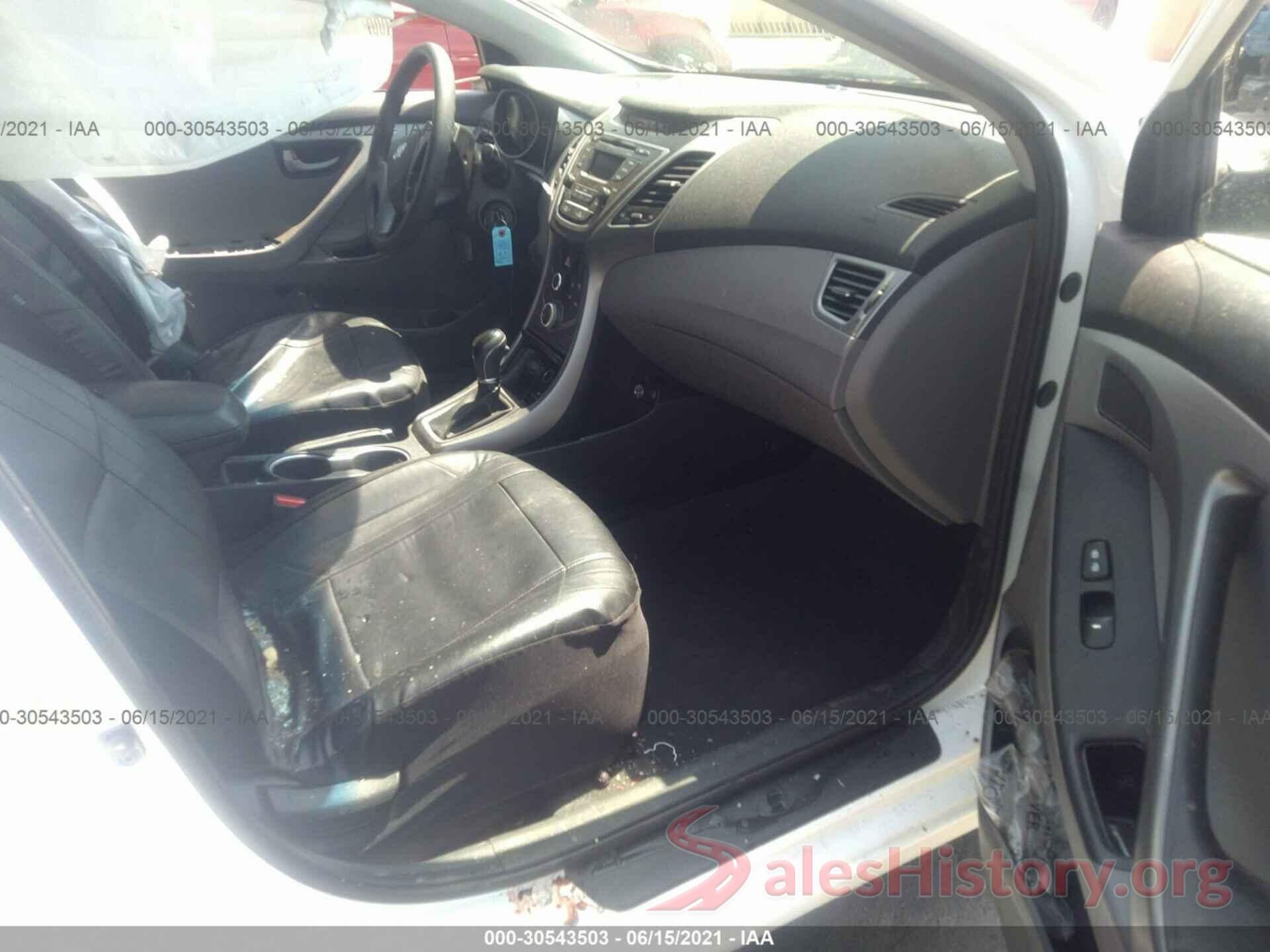 5NPDH4AE2GH733238 2016 HYUNDAI ELANTRA