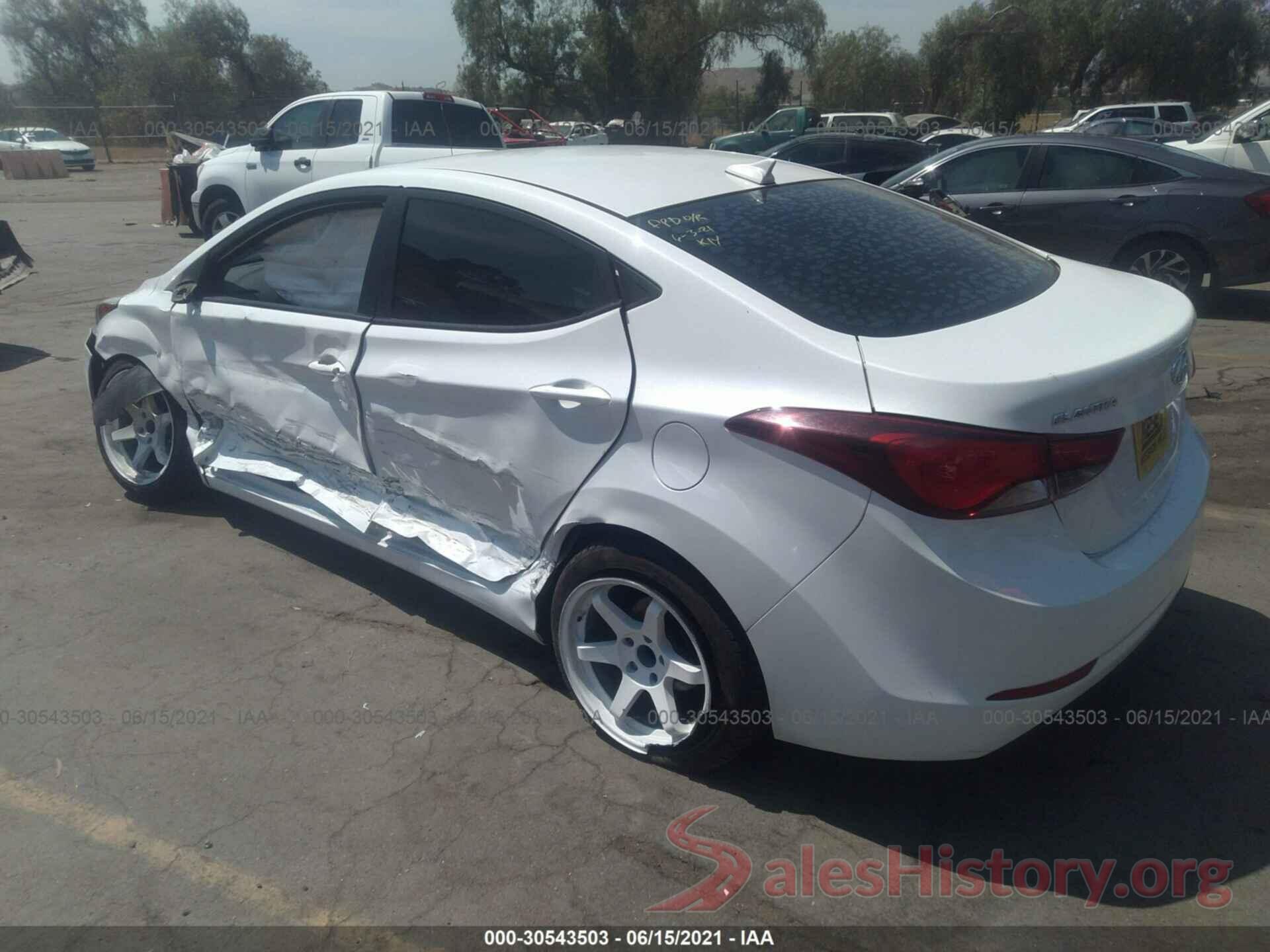 5NPDH4AE2GH733238 2016 HYUNDAI ELANTRA