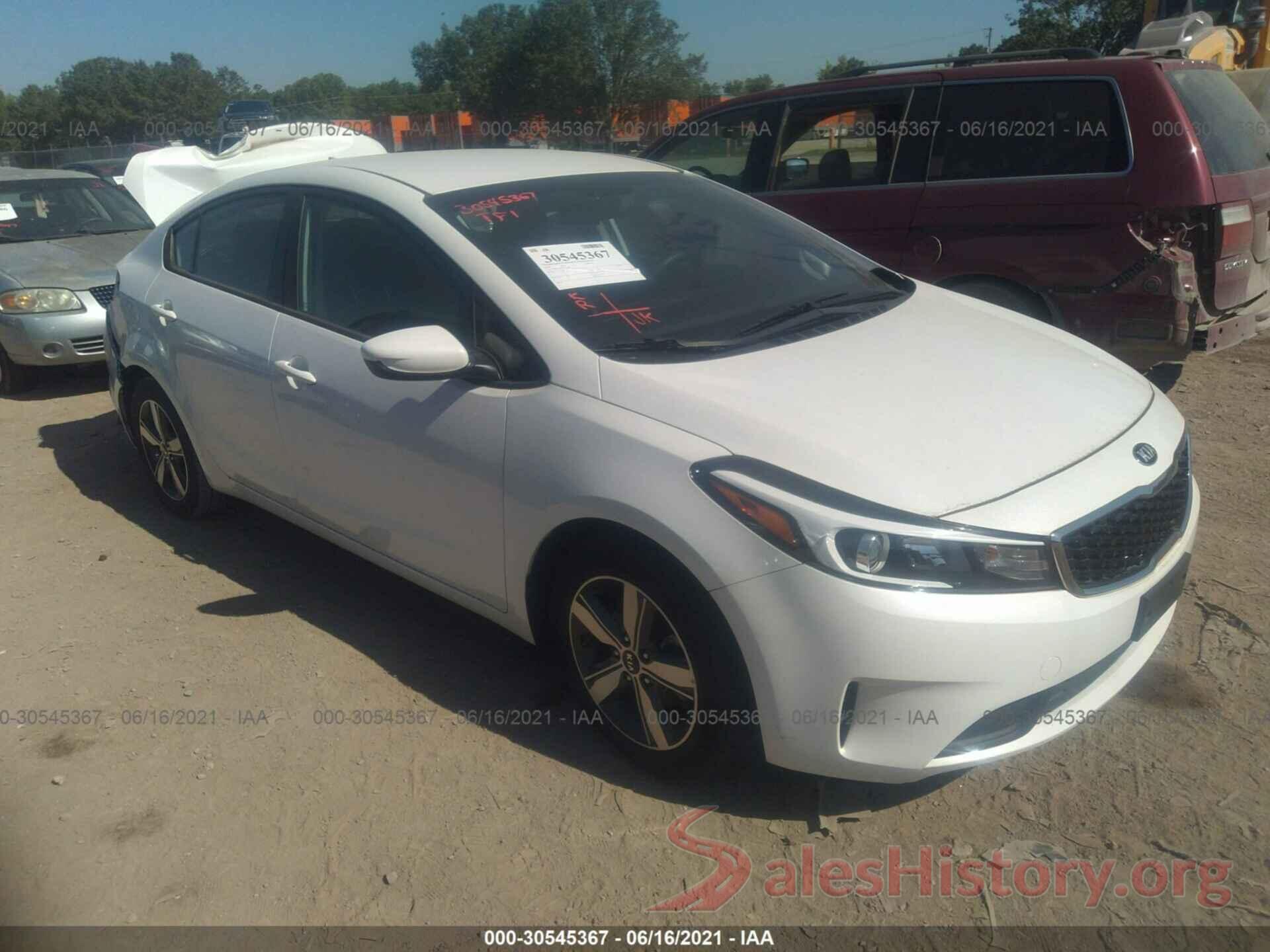 3KPFL4A78JE250826 2018 KIA FORTE