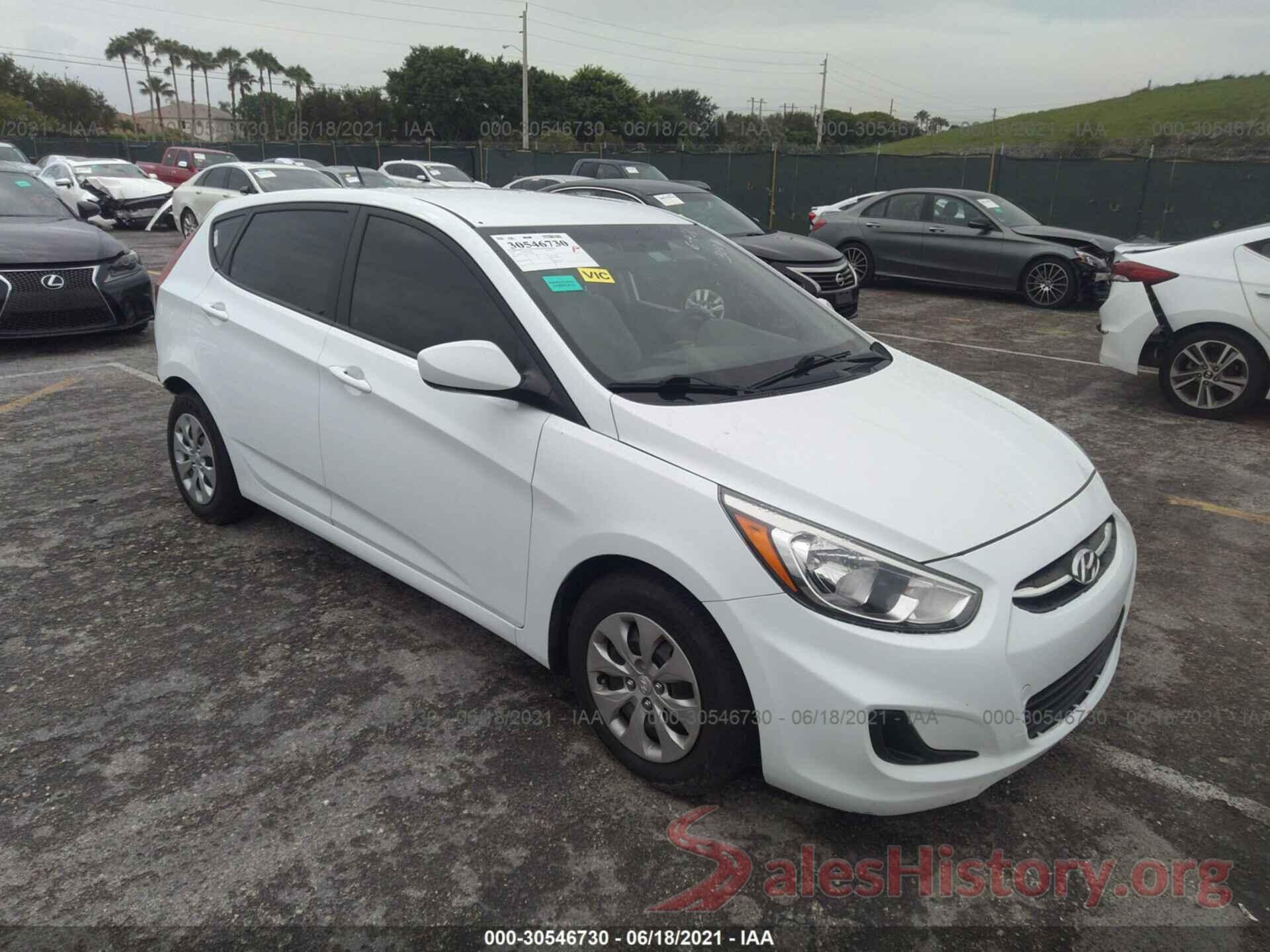 KMHCT5AEXHU323001 2017 HYUNDAI ACCENT