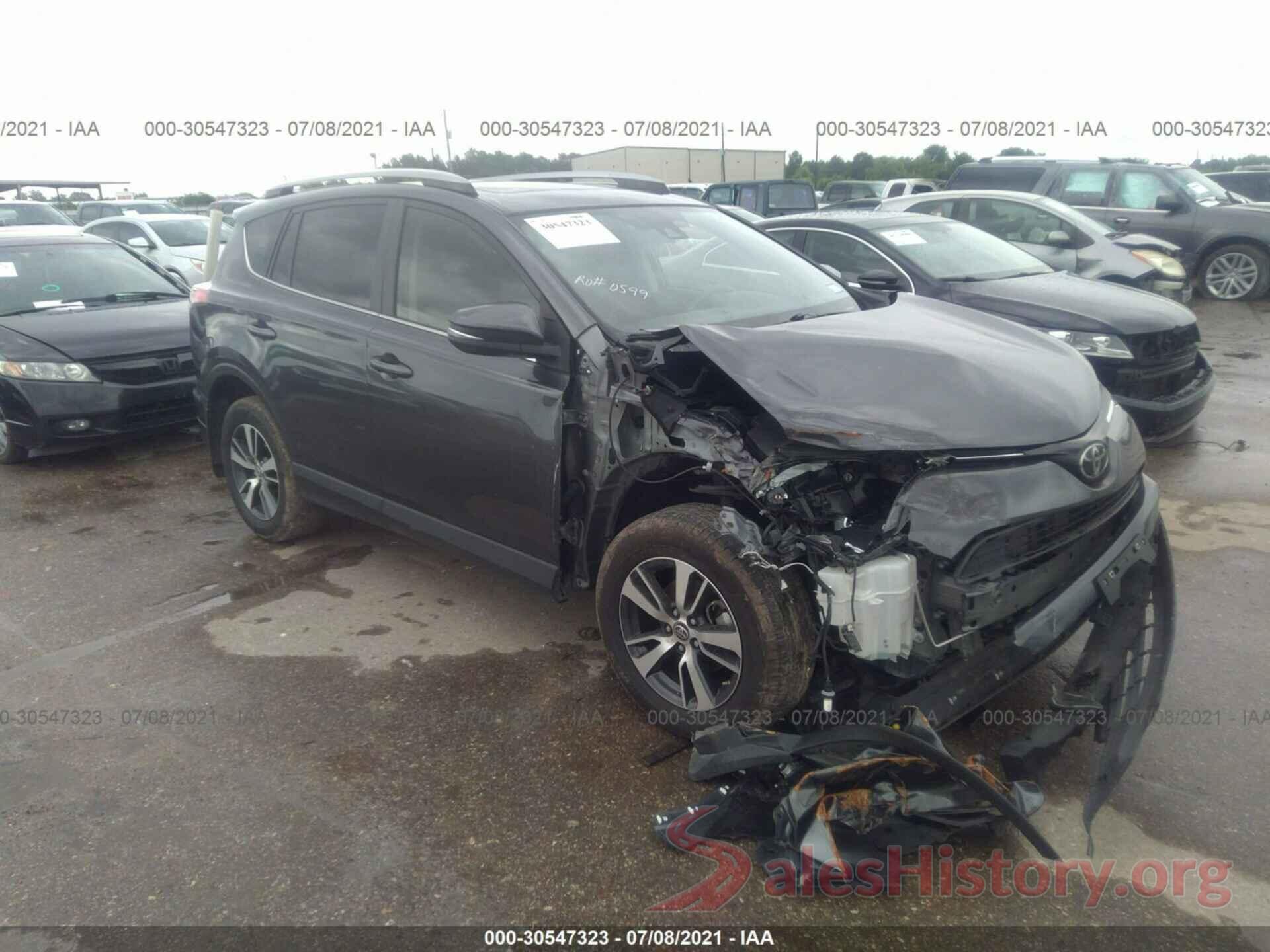 JTMRFREV9JJ739975 2018 TOYOTA RAV4