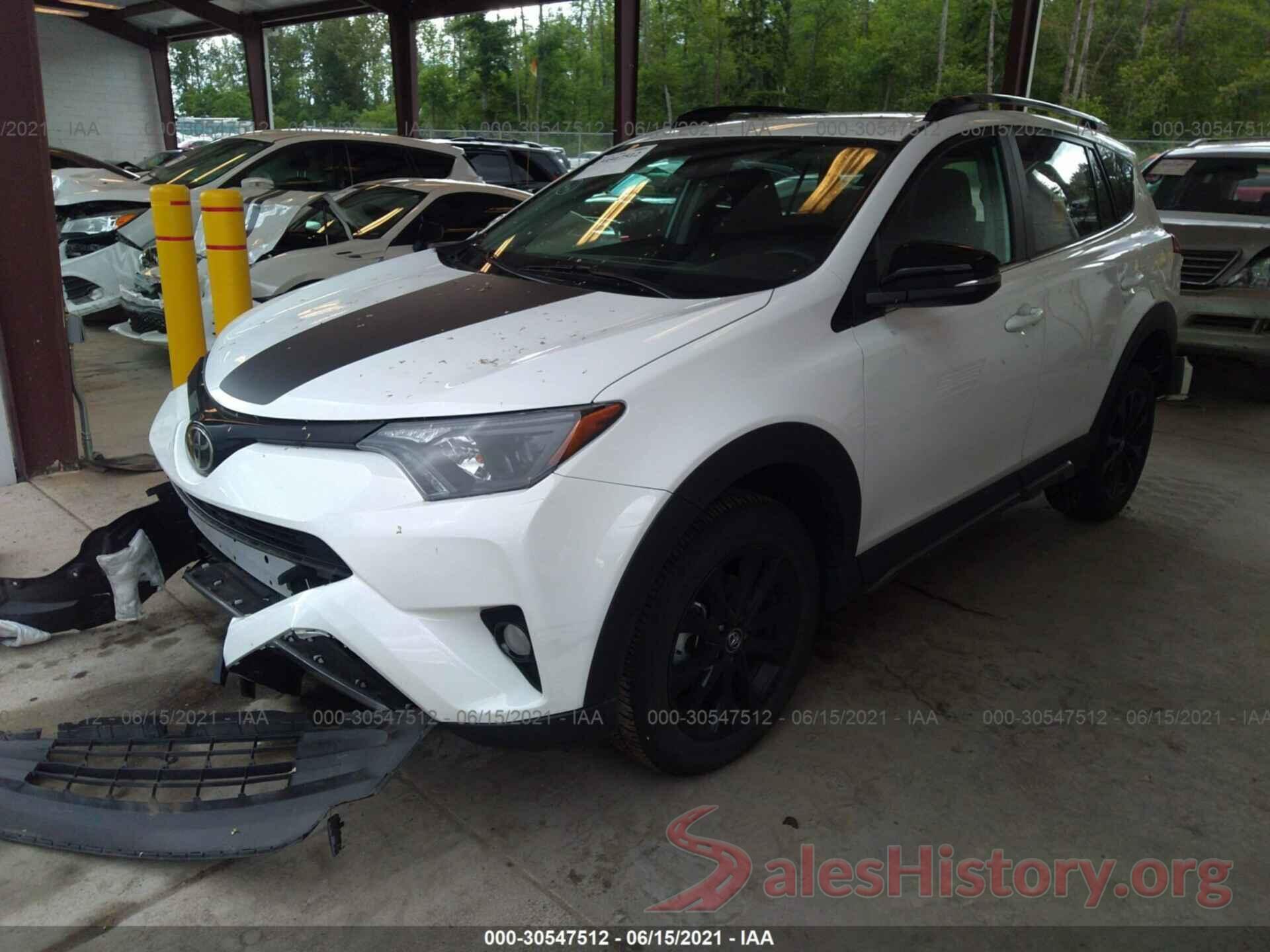 2T3RFREV9JW852133 2018 TOYOTA RAV4