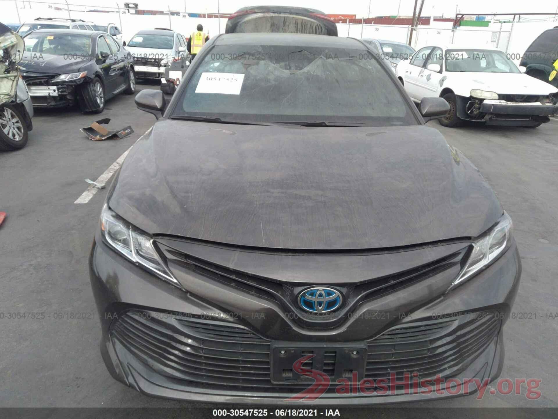 4T1B31HK0JU002896 2018 TOYOTA CAMRY