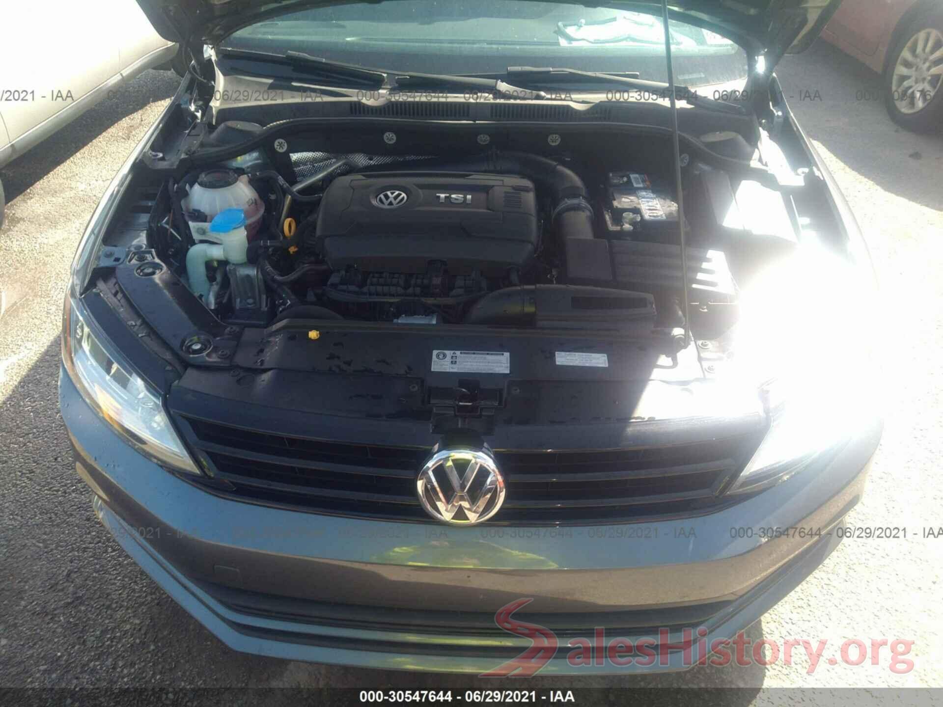 3VWD17AJ2JM218712 2018 VOLKSWAGEN JETTA