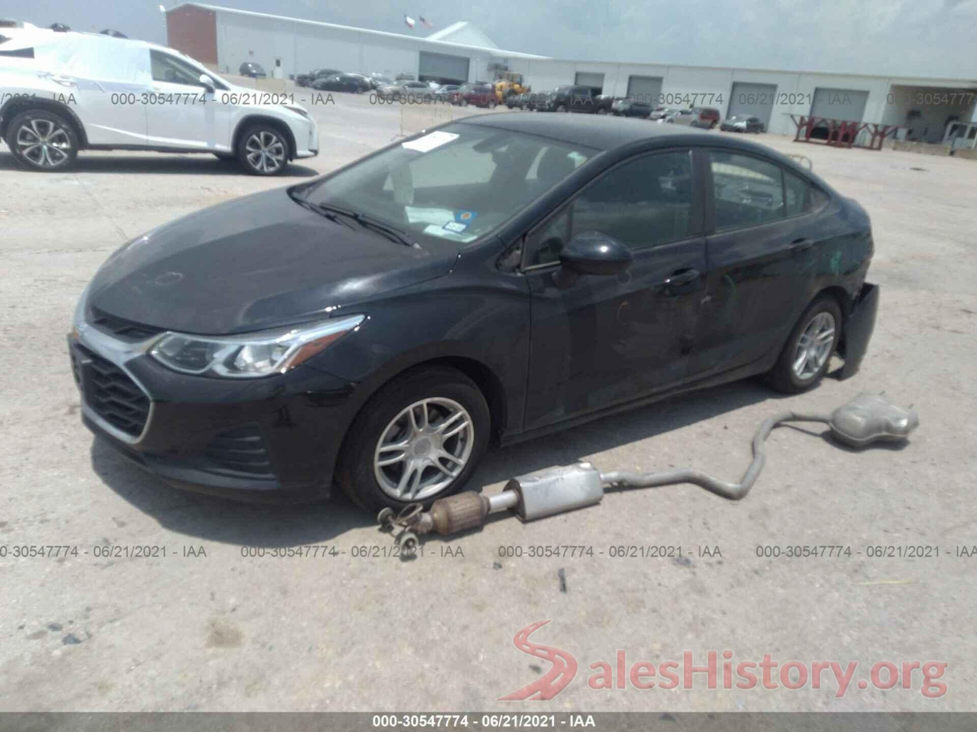 1G1BJ5SM7K7103776 2019 CHEVROLET CRUZE