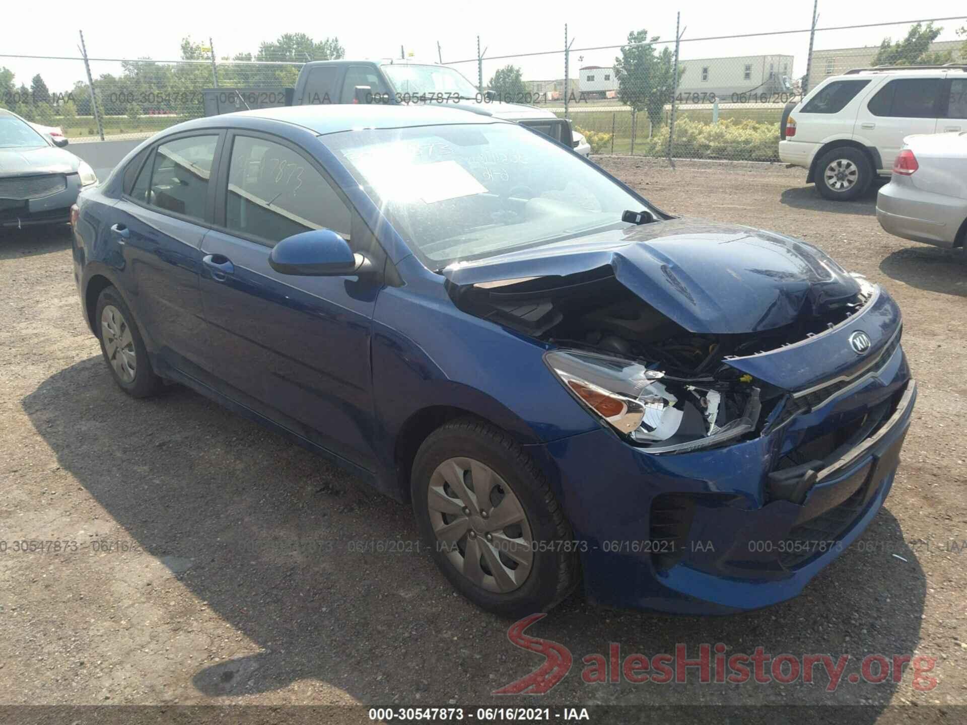 3KPA24AB2KE213774 2019 KIA RIO