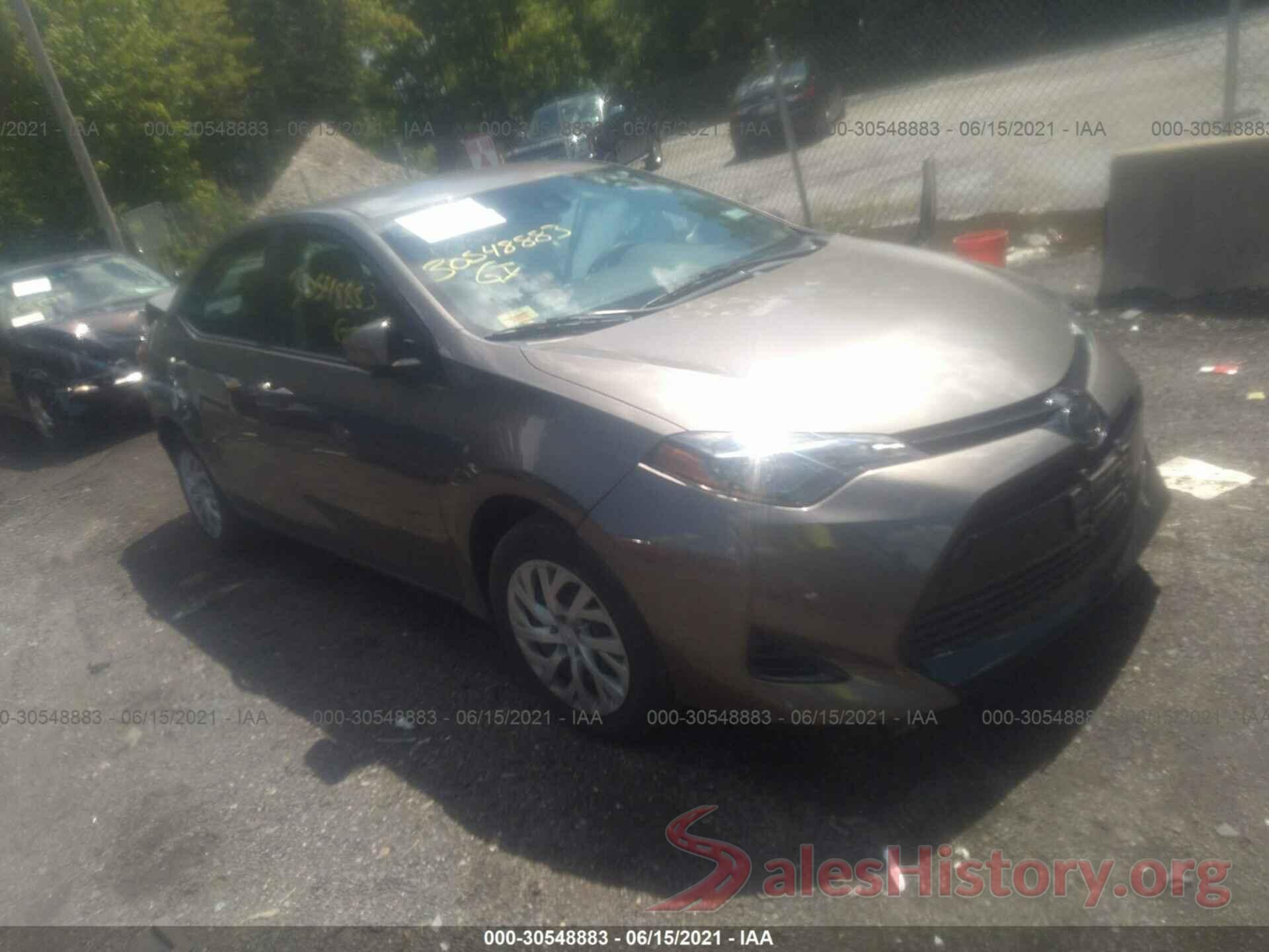 2T1BURHE2JC101209 2018 TOYOTA COROLLA