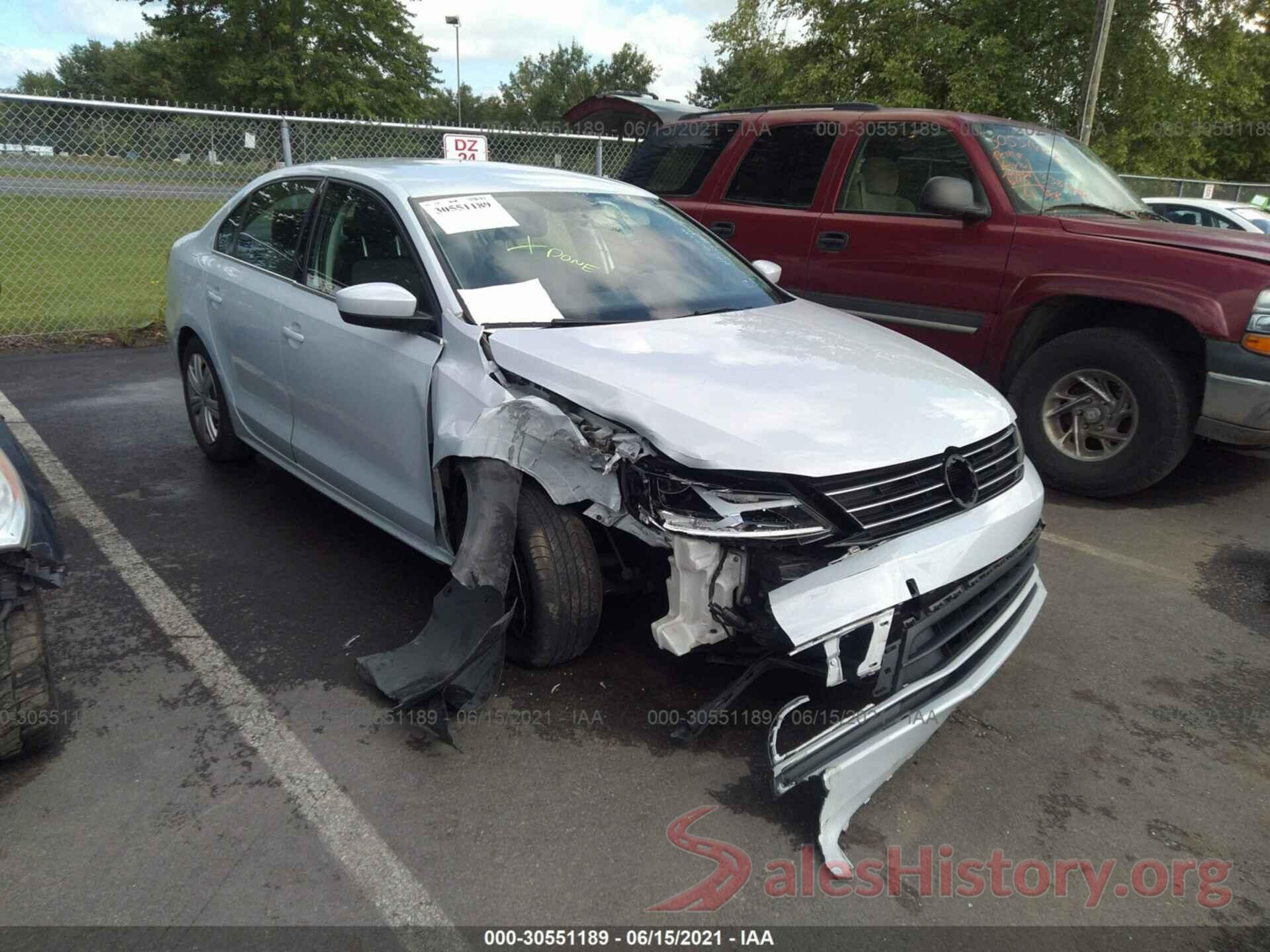 3VW2B7AJ7HM330632 2017 VOLKSWAGEN JETTA