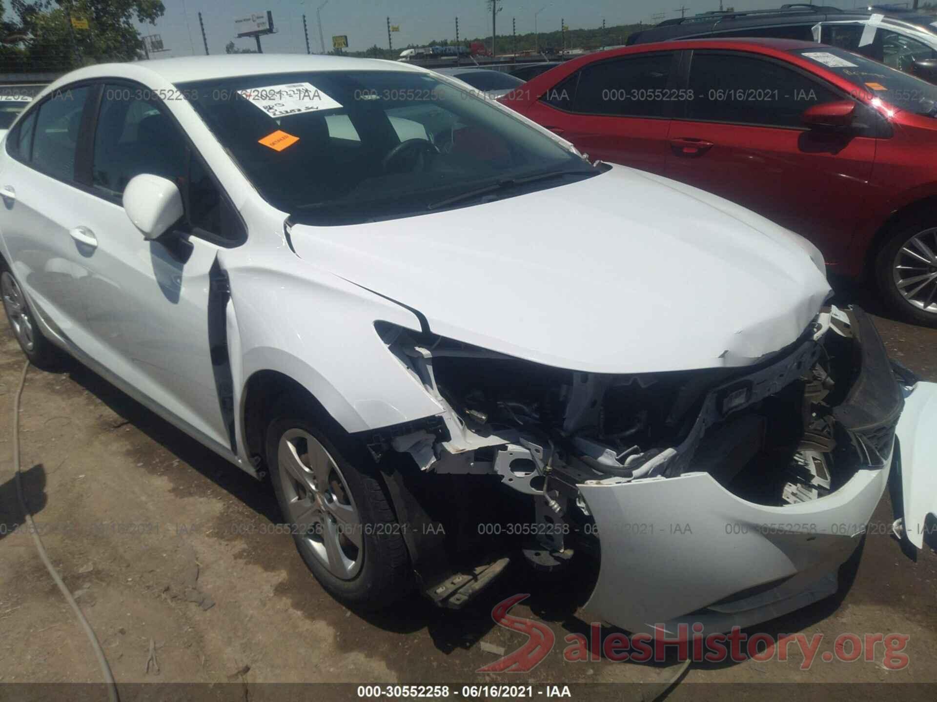 1G1BC5SM6J7127026 2018 CHEVROLET CRUZE