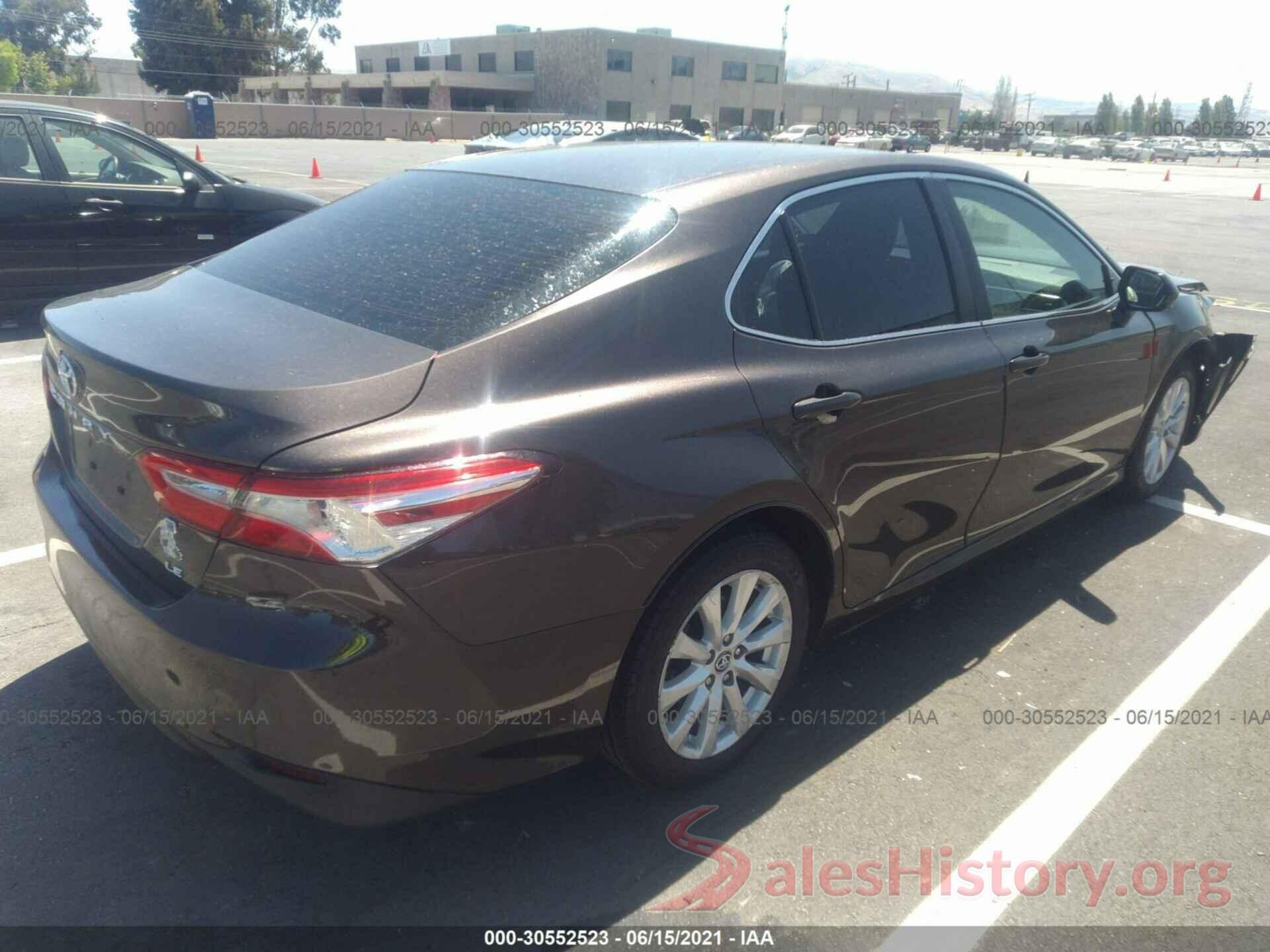 4T1B11HKXJU022014 2018 TOYOTA CAMRY