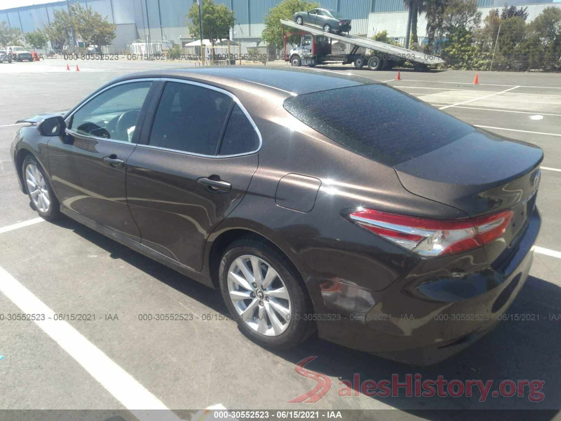 4T1B11HKXJU022014 2018 TOYOTA CAMRY