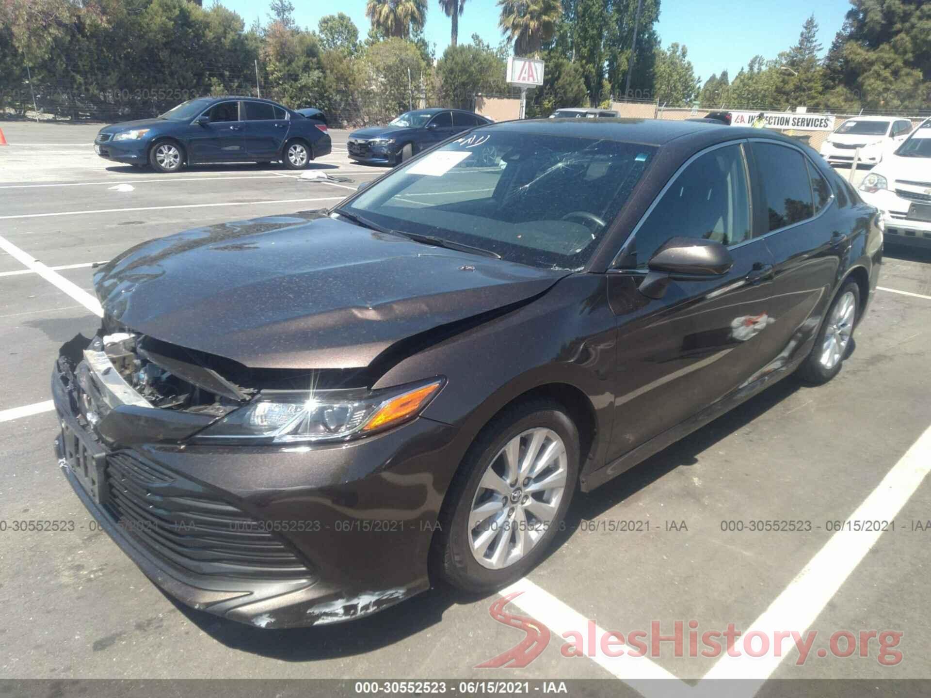 4T1B11HKXJU022014 2018 TOYOTA CAMRY