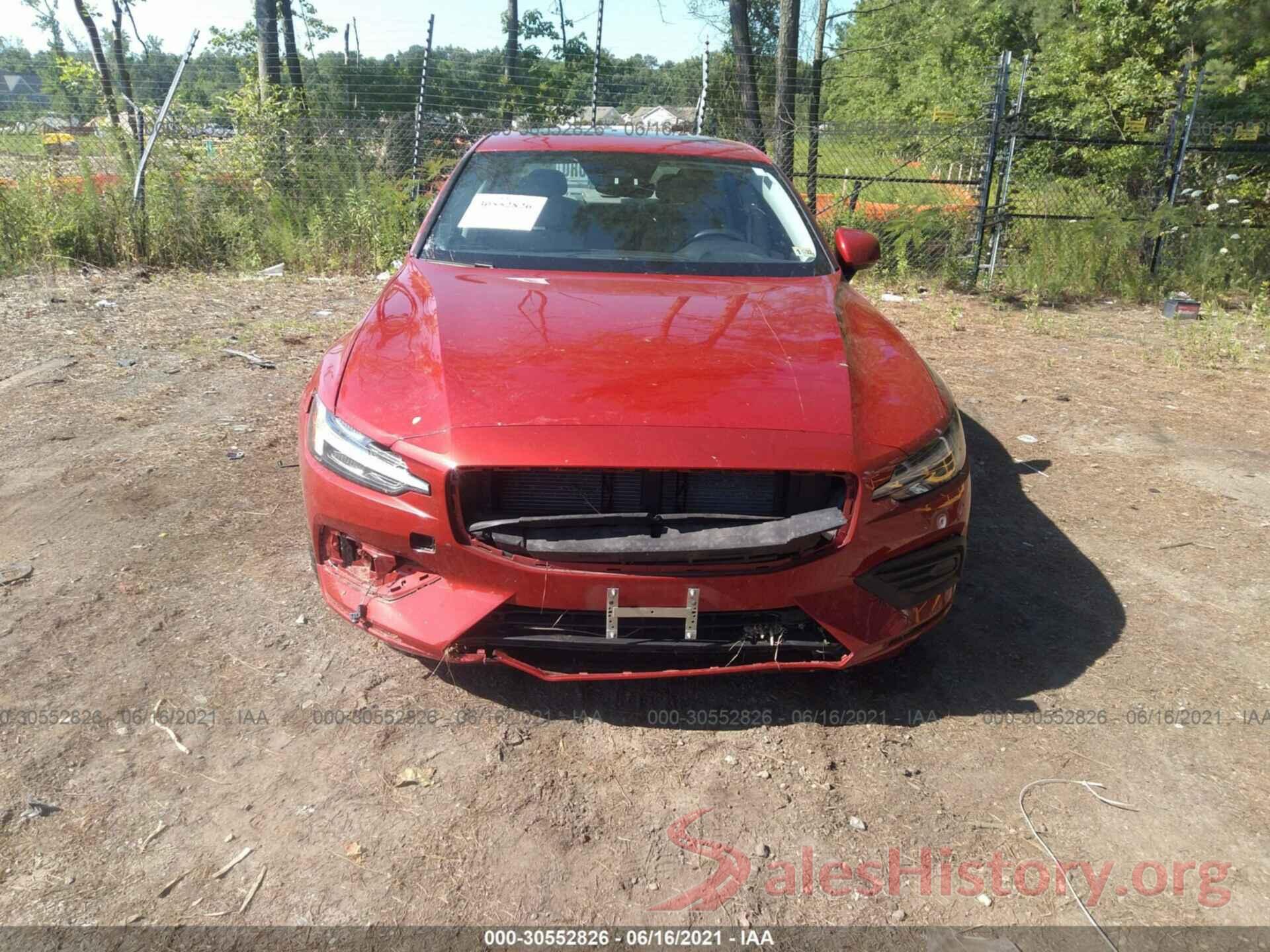 7JR102FK9KG009932 2019 VOLVO S60