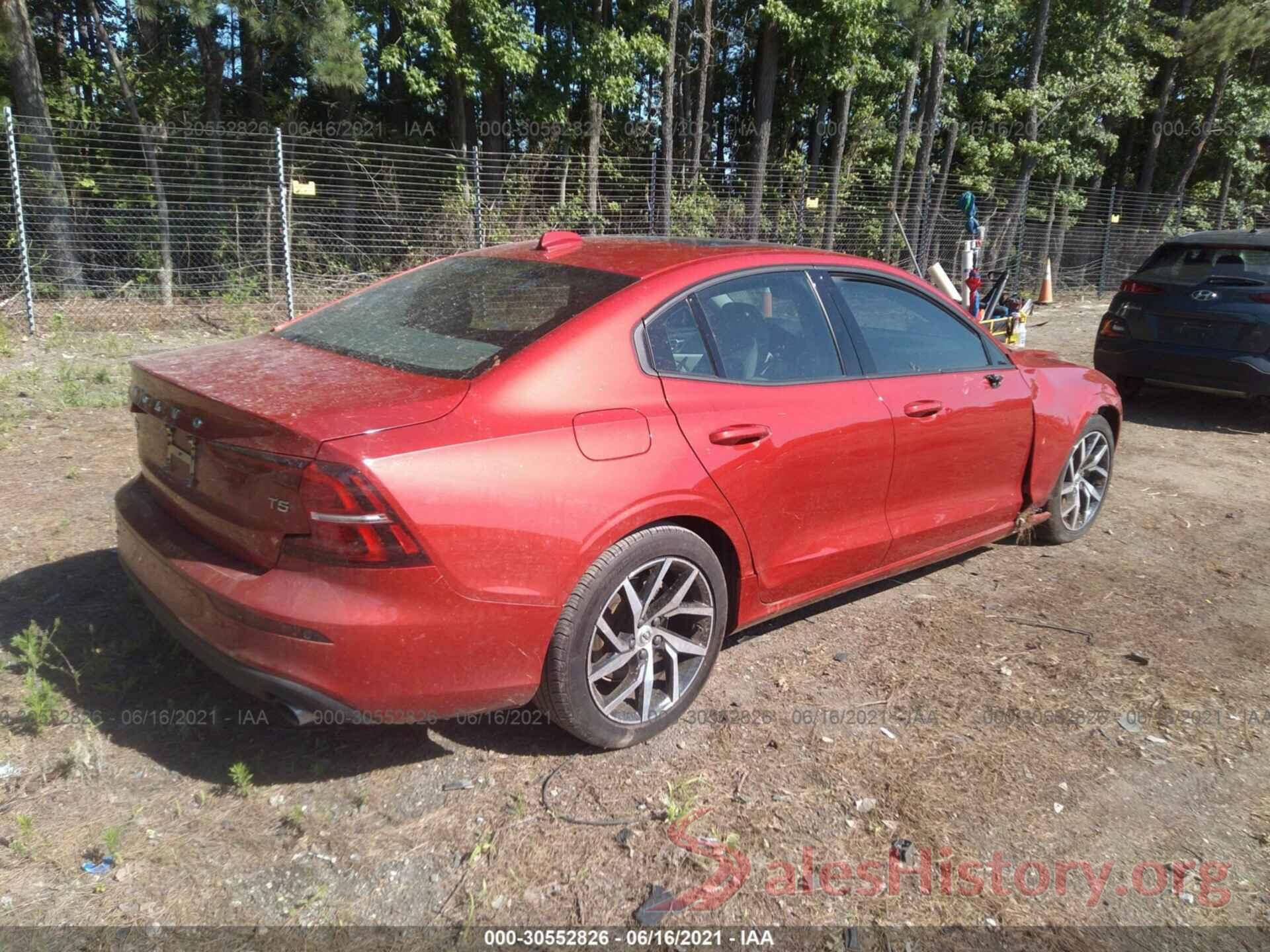 7JR102FK9KG009932 2019 VOLVO S60