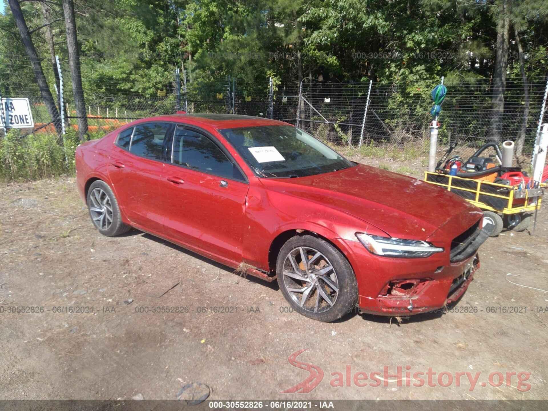 7JR102FK9KG009932 2019 VOLVO S60