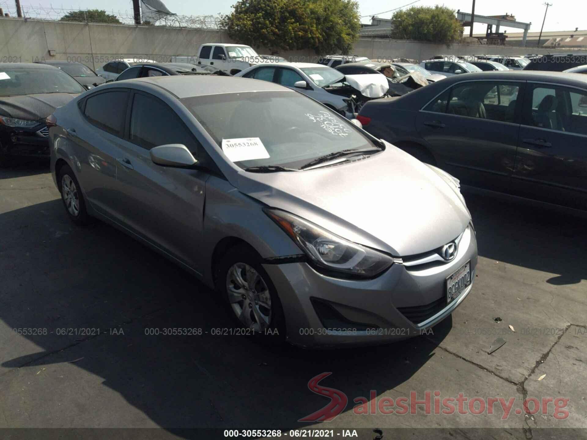 5NPDH4AE2GH709036 2016 HYUNDAI ELANTRA