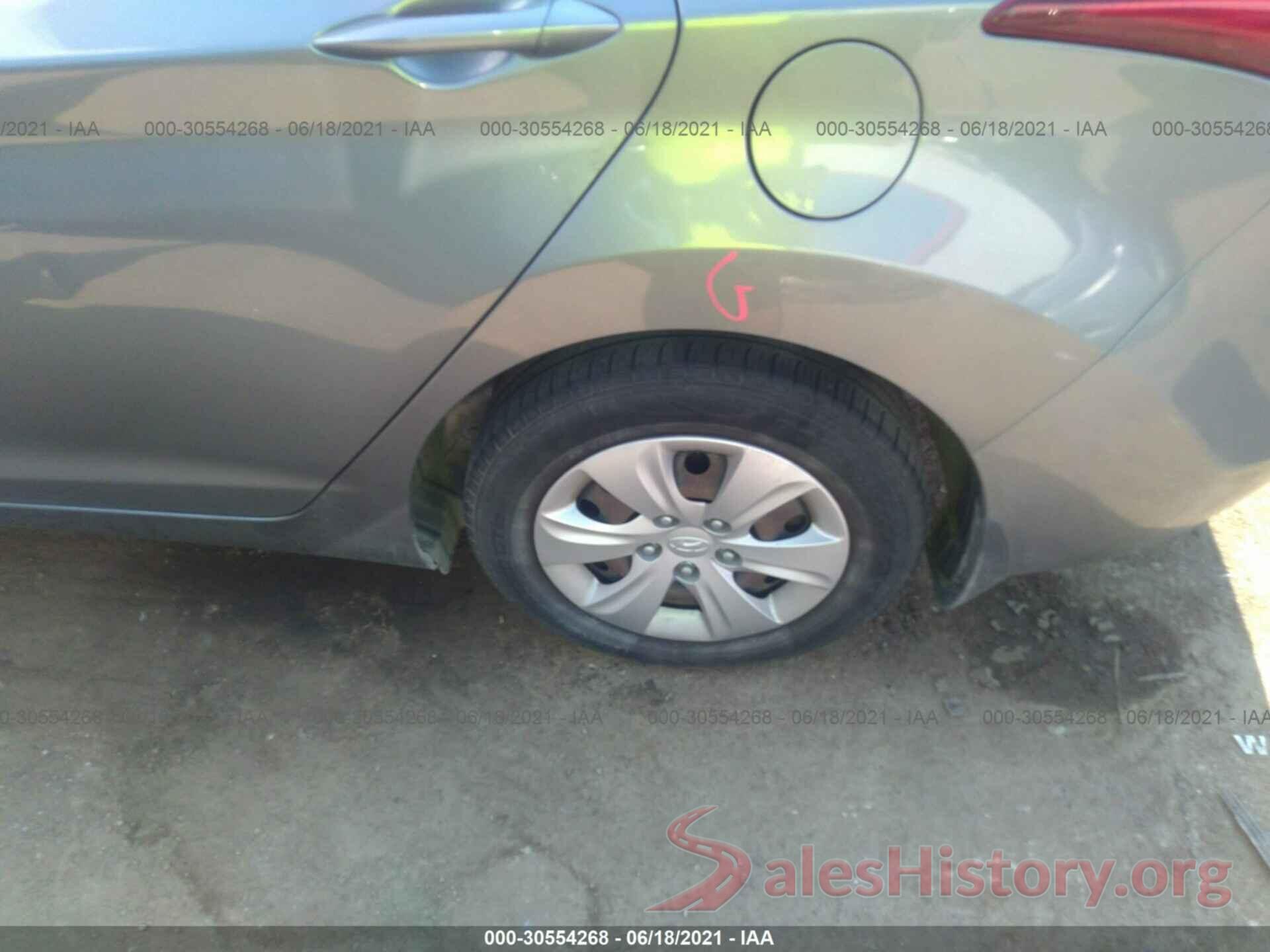 KMHDH4AE7GU584343 2016 HYUNDAI ELANTRA