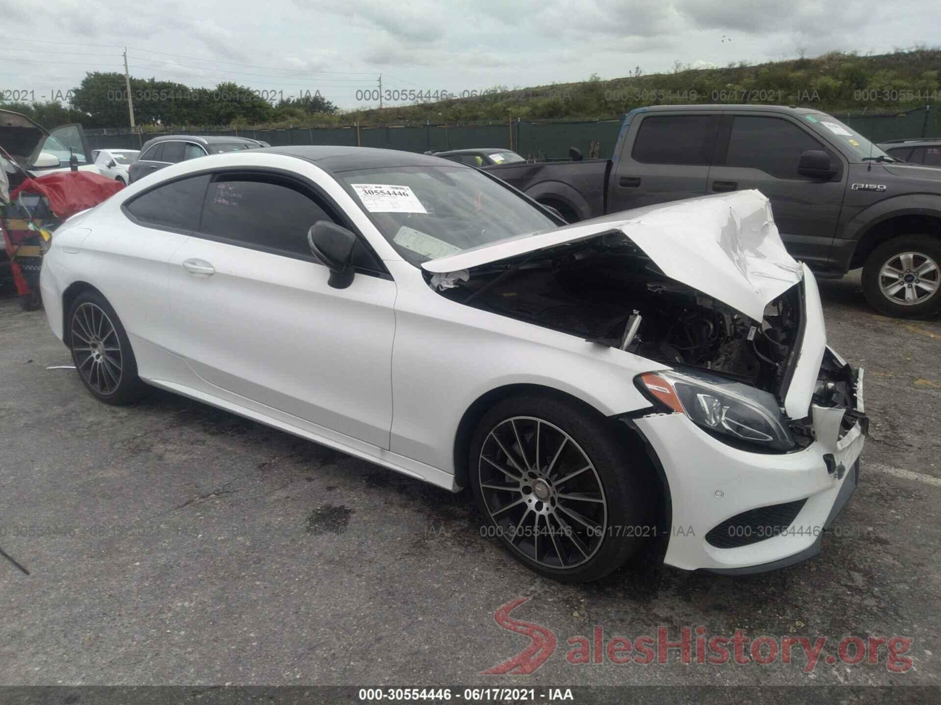 WDDWJ4JB8HF375325 2017 MERCEDES-BENZ C-CLASS