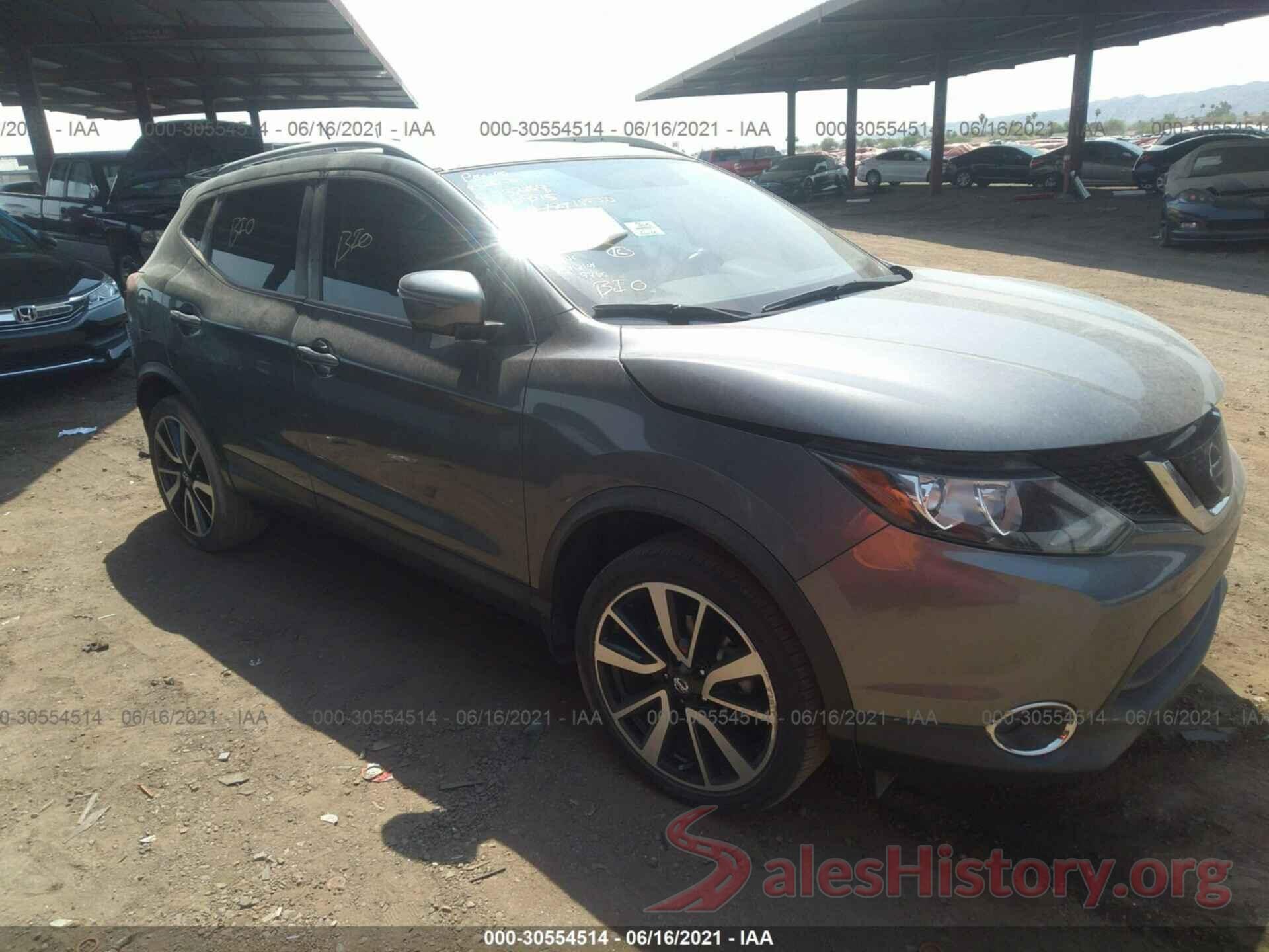 JN1BJ1CPXJW185373 2018 NISSAN ROGUE SPORT