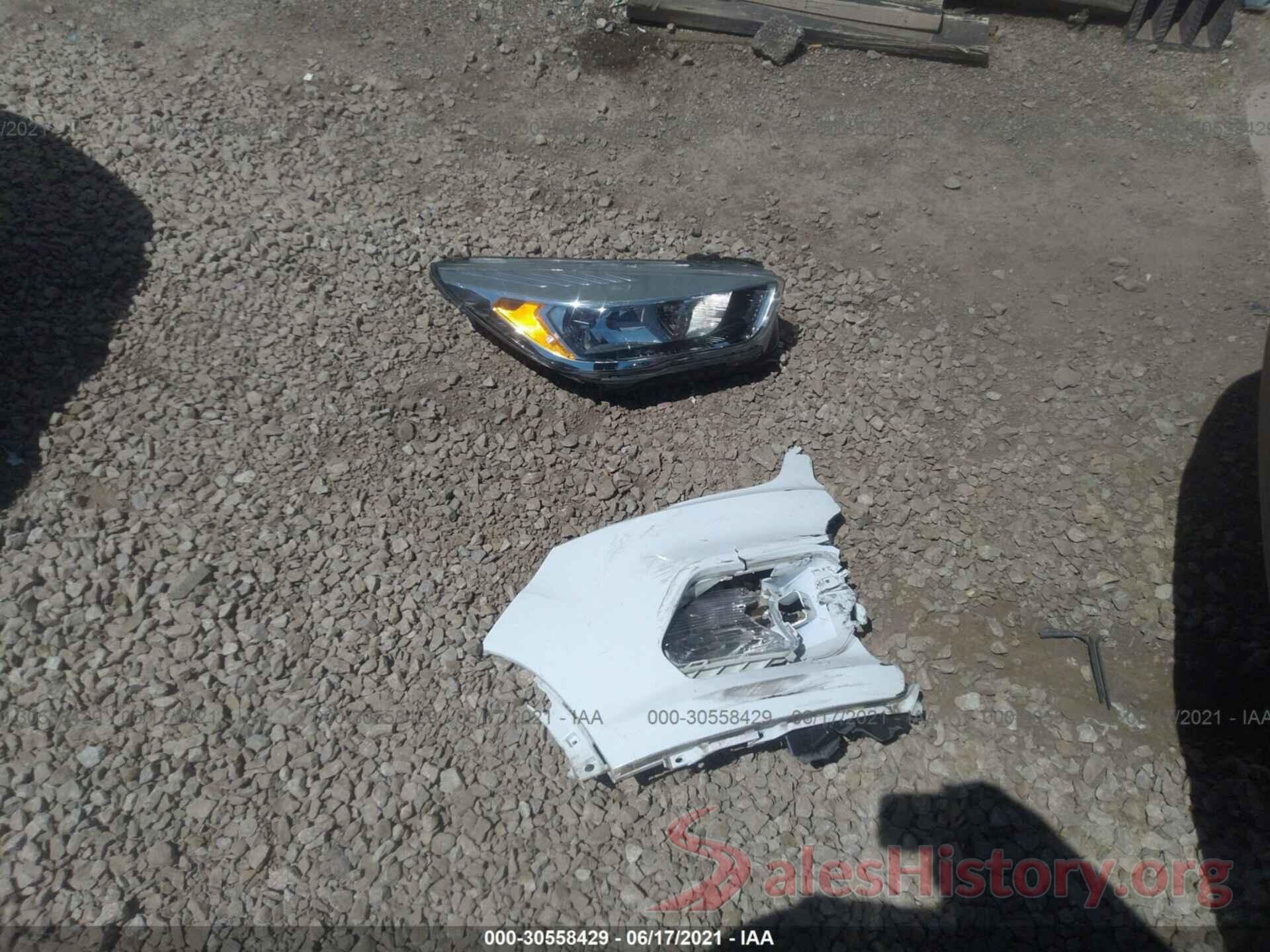 1FMCU9GD2HUB85411 2017 FORD ESCAPE