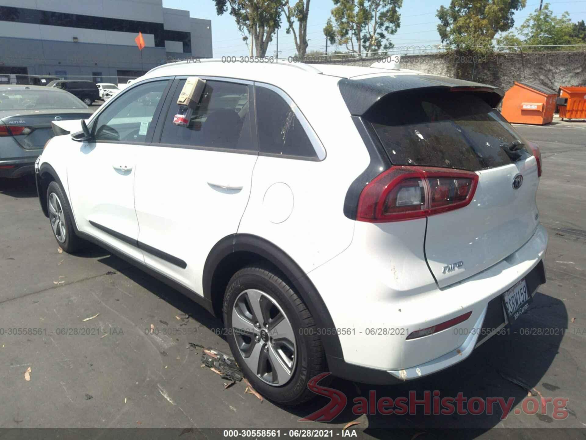 KNDCC3LC6K5350539 2019 KIA NIRO