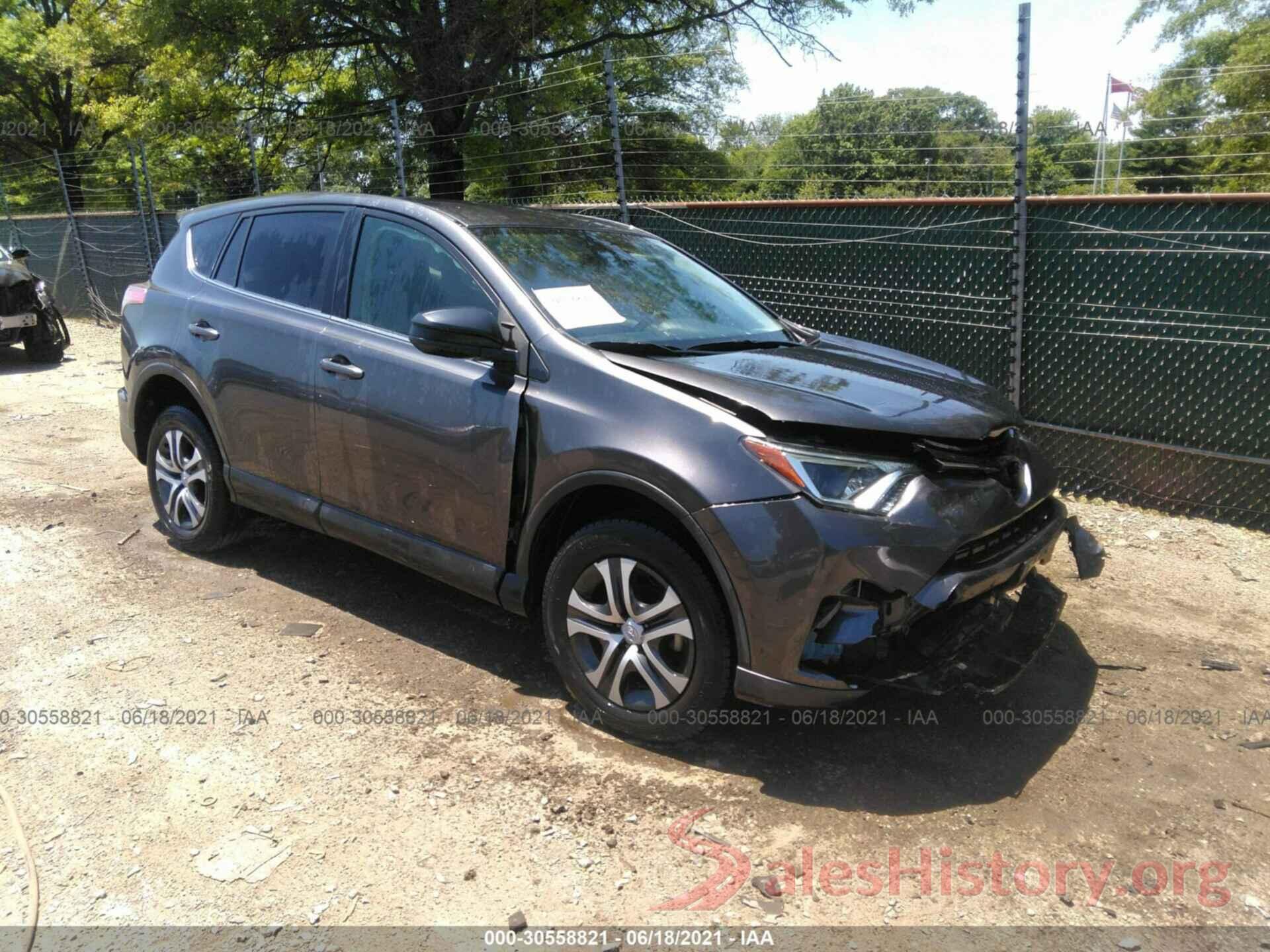 JTMBFREV1JJ215737 2018 TOYOTA RAV4