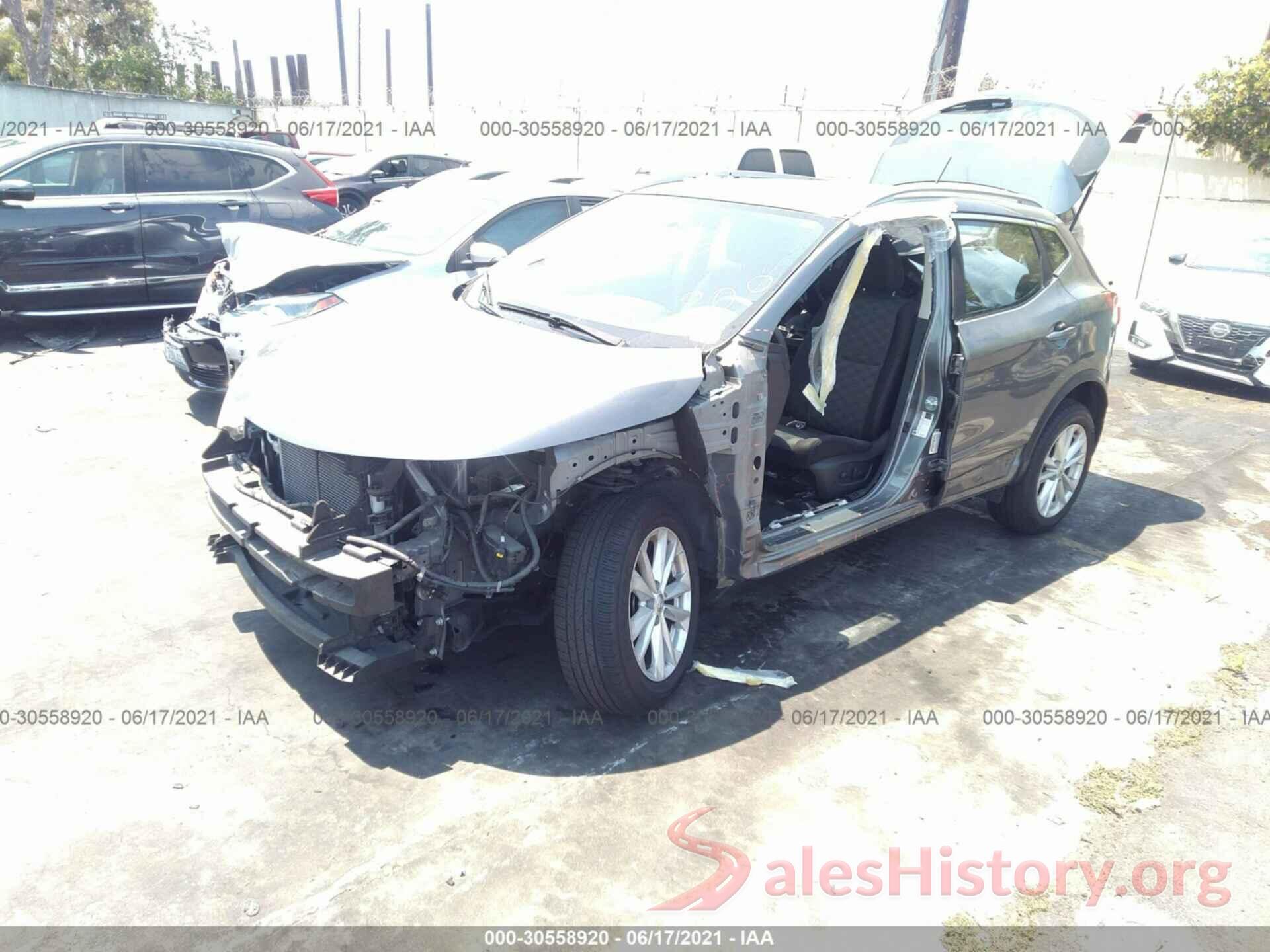 JN1BJ1CP1HW034352 2017 NISSAN ROGUE SPORT