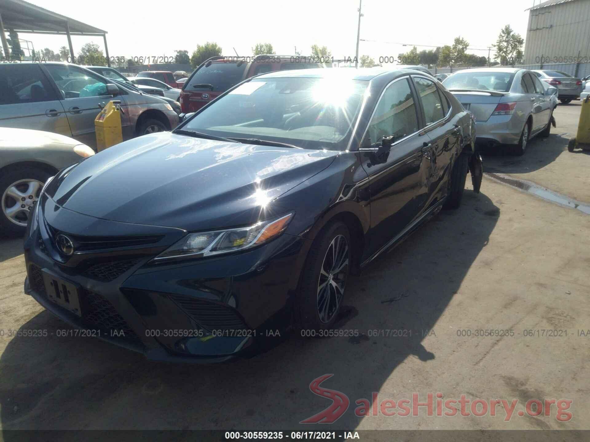 4T1B11HK6KU712330 2019 TOYOTA CAMRY