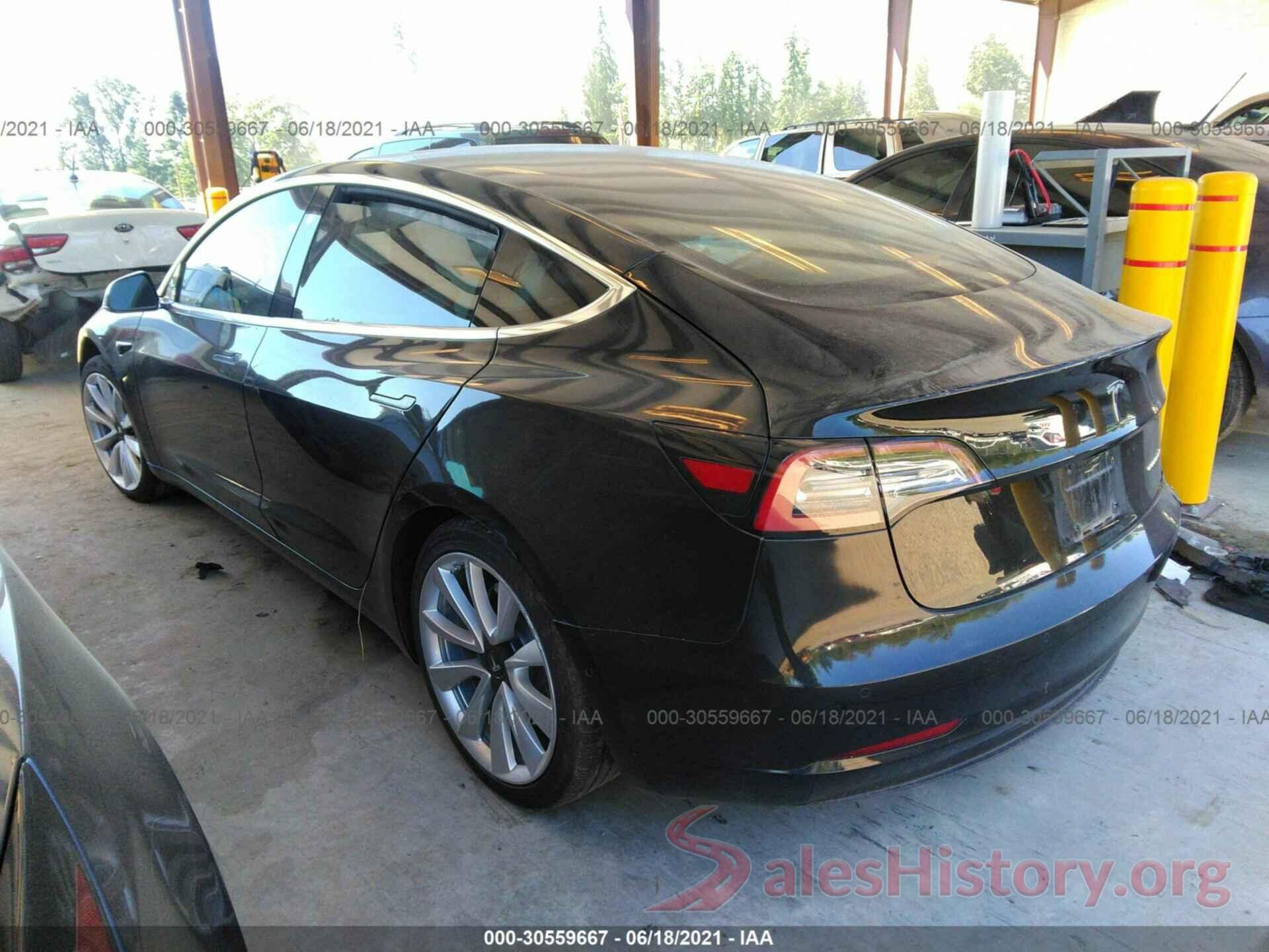 5YJ3E1EB3JF071596 2018 TESLA MODEL 3