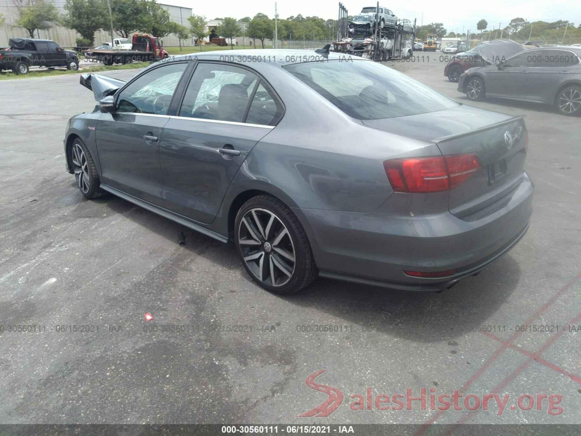 3VW4T7AJ3JM215439 2018 VOLKSWAGEN JETTA