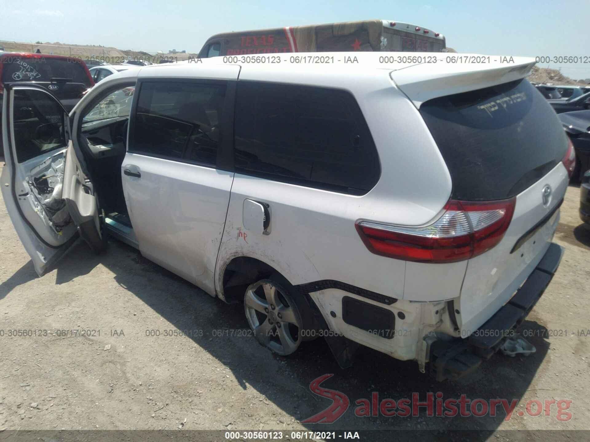 5TDZZ3DC9HS849250 2017 TOYOTA SIENNA