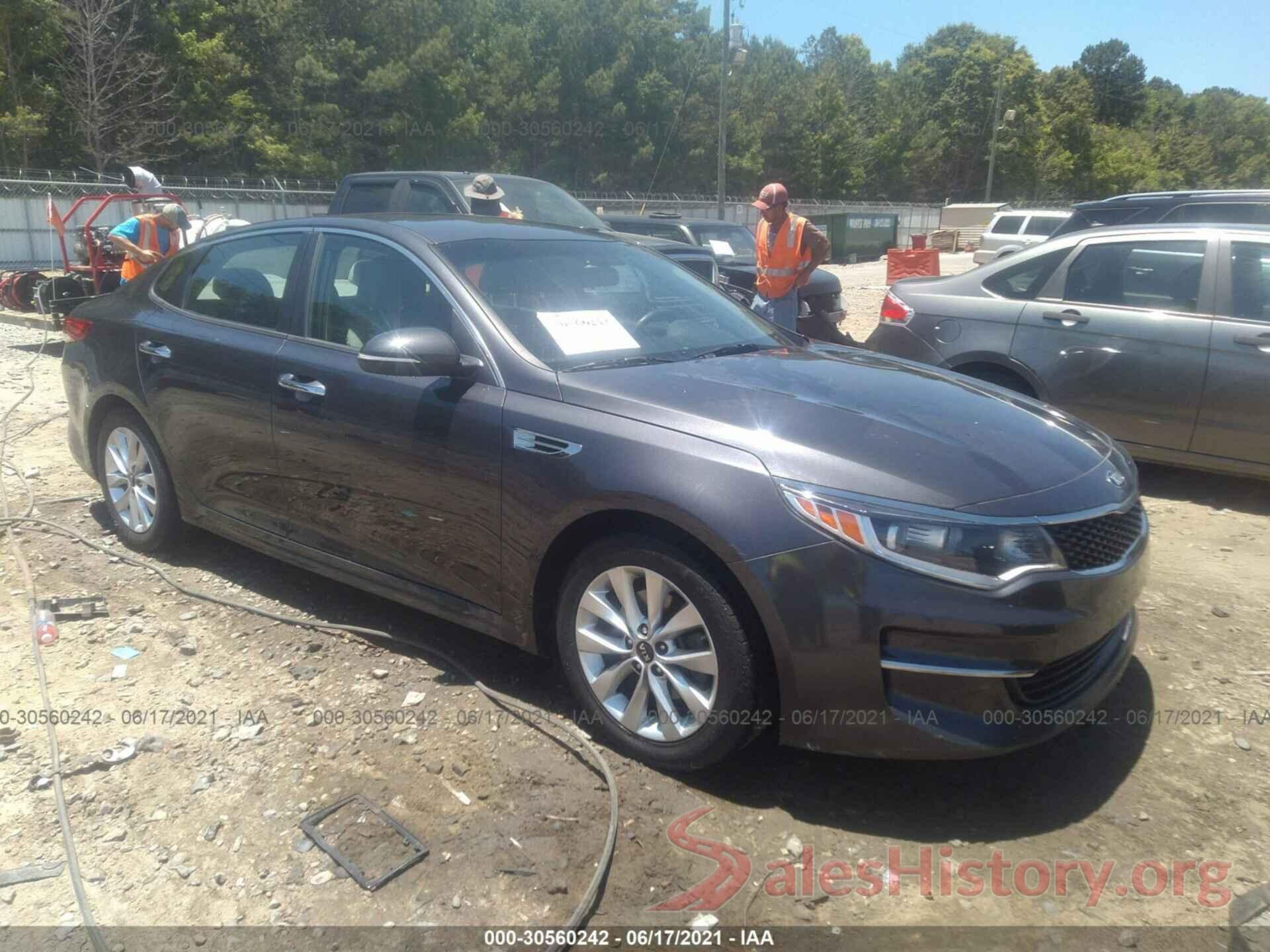 5XXGT4L3XHG153708 2017 KIA OPTIMA