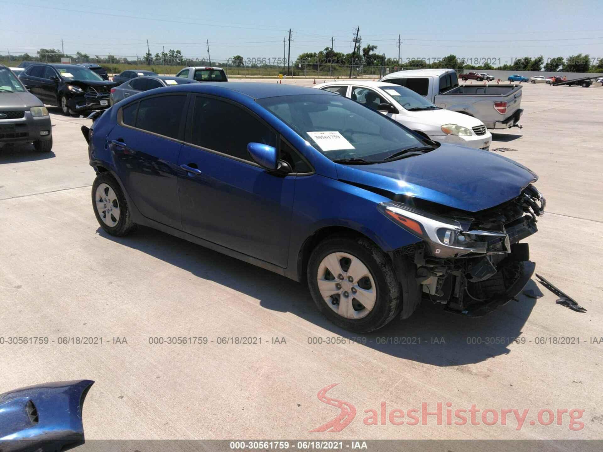 3KPFK4A78HE147855 2017 KIA FORTE