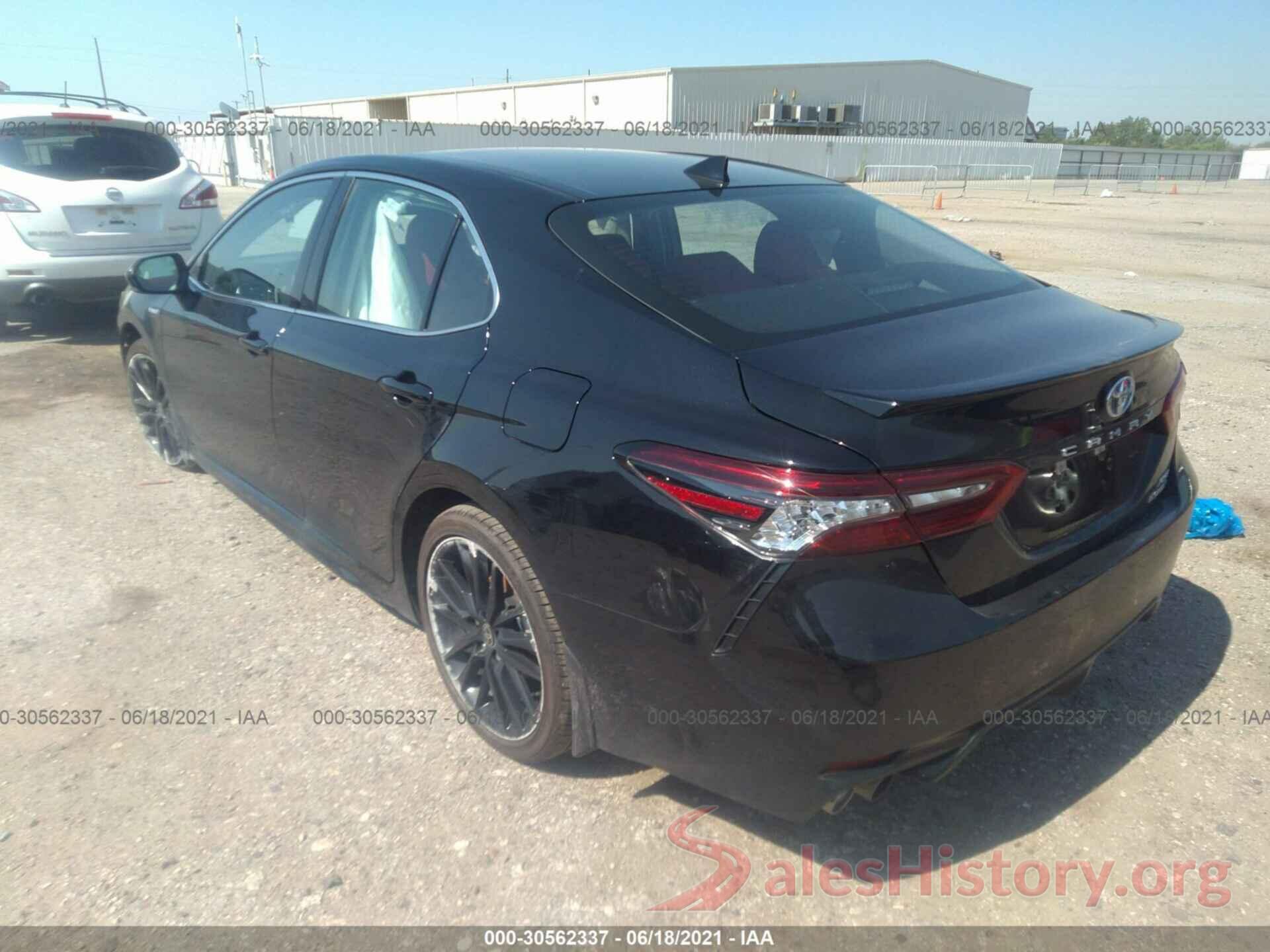 4T1K31AK4MU557462 2021 TOYOTA CAMRY