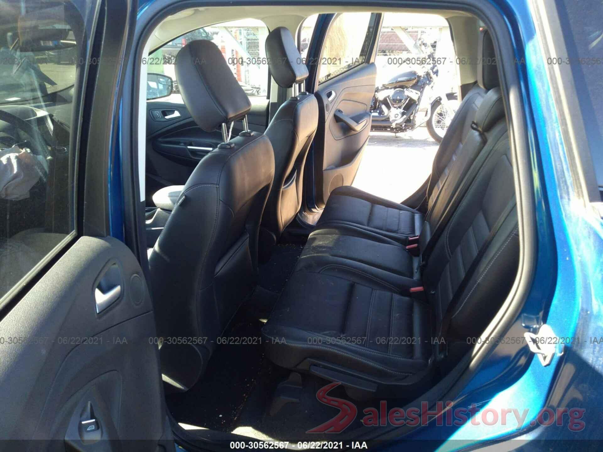 1FMCU9J98KUA16067 2019 FORD ESCAPE