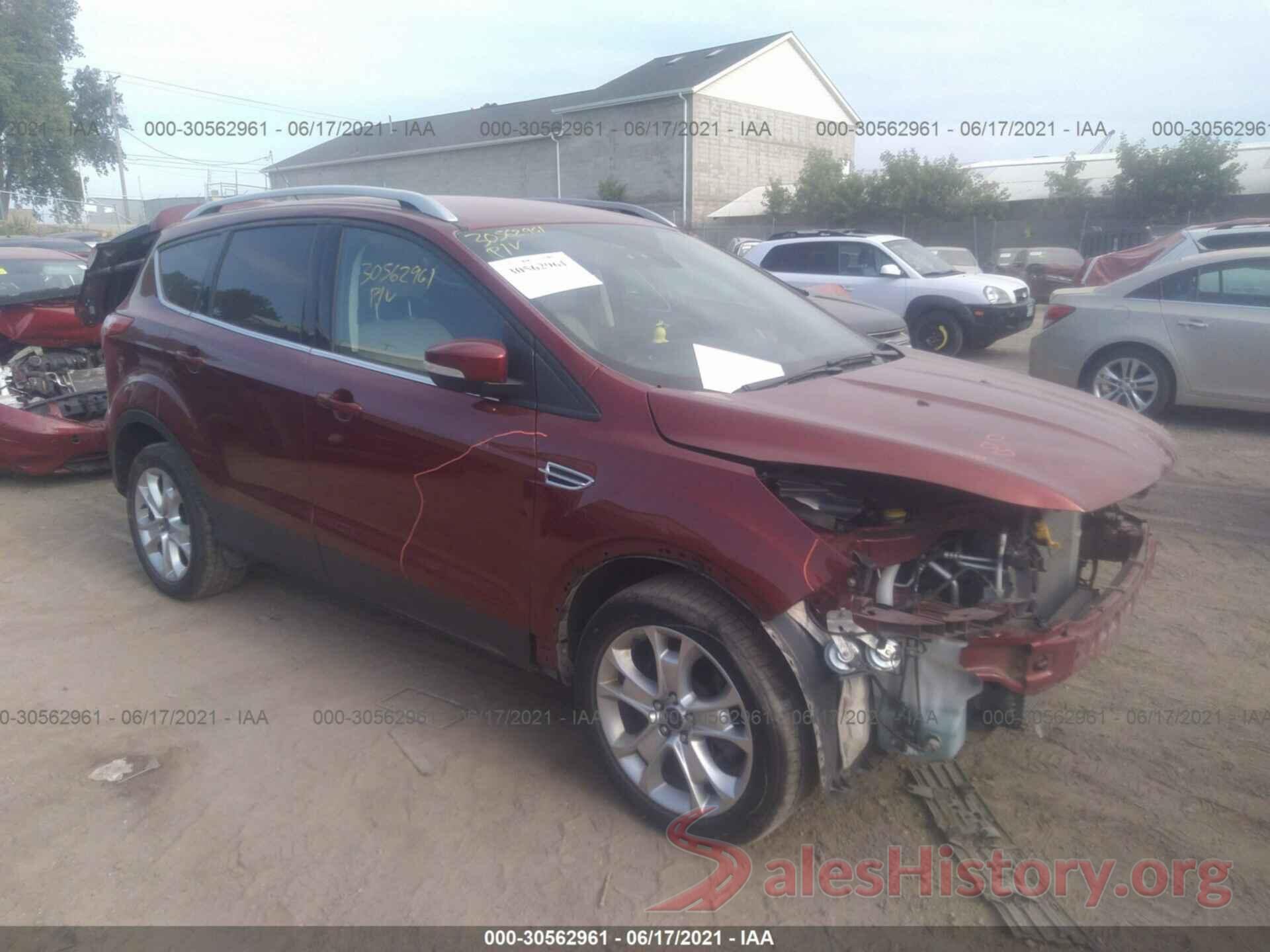 1FMCU9JX5GUC33243 2016 FORD ESCAPE