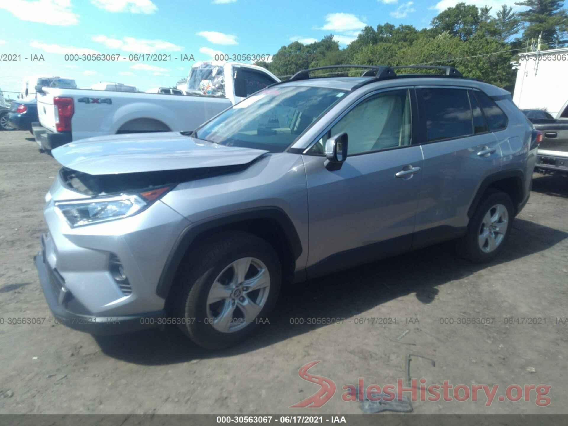 JTMP1RFV2KD036979 2019 TOYOTA RAV4